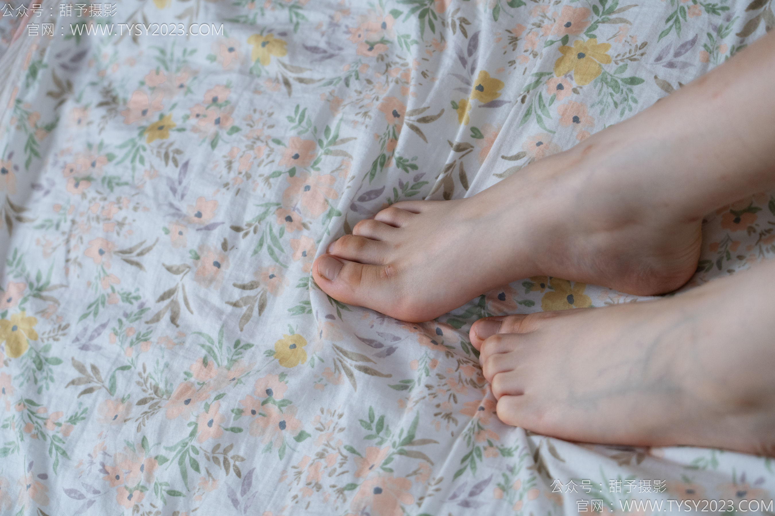 甜予摄影 No.138 土豆 - 板鞋、白棉袜、裸足/(136P)