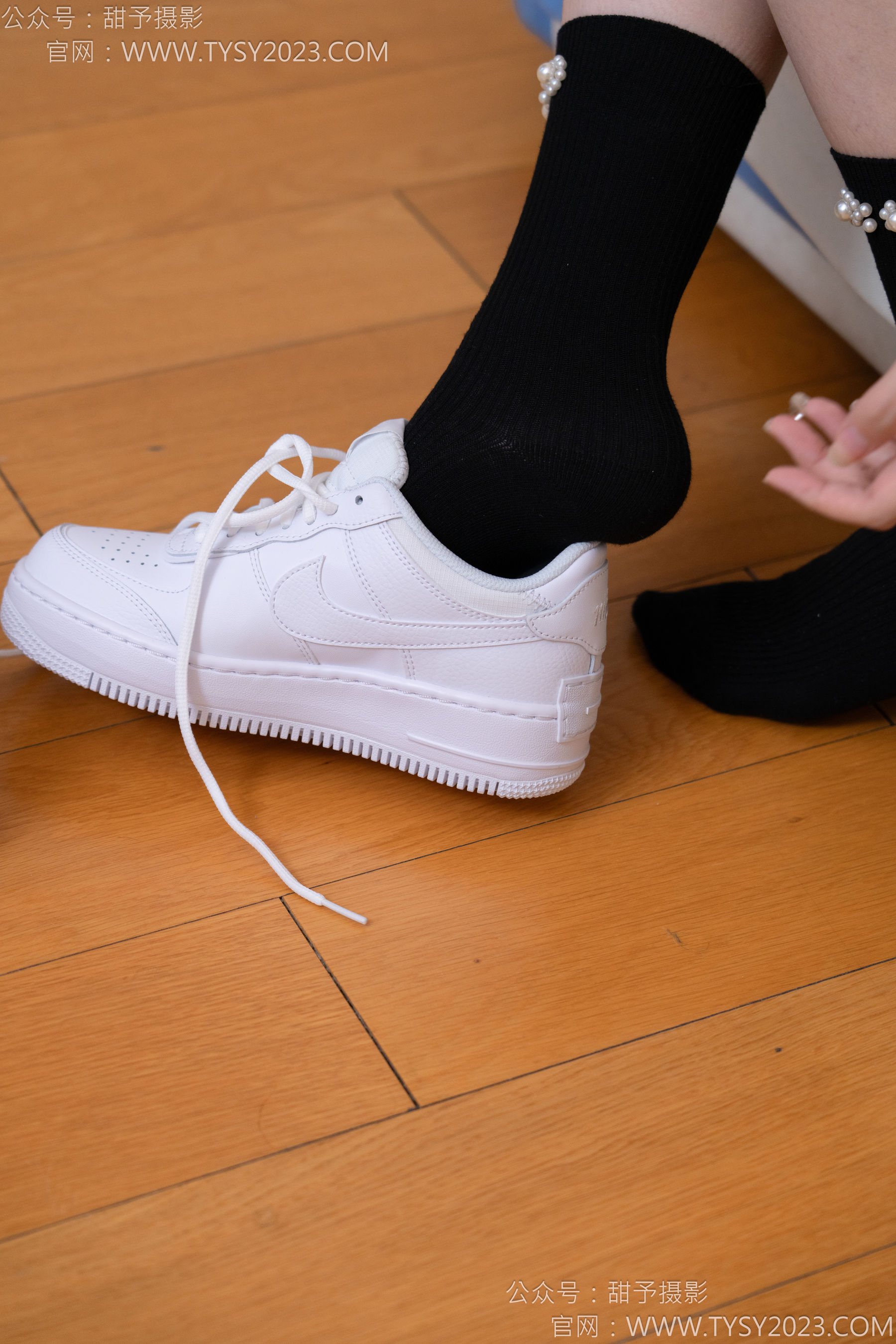 甜予摄影 No.136 璇璇 - 板鞋、黑棉袜/(203P)