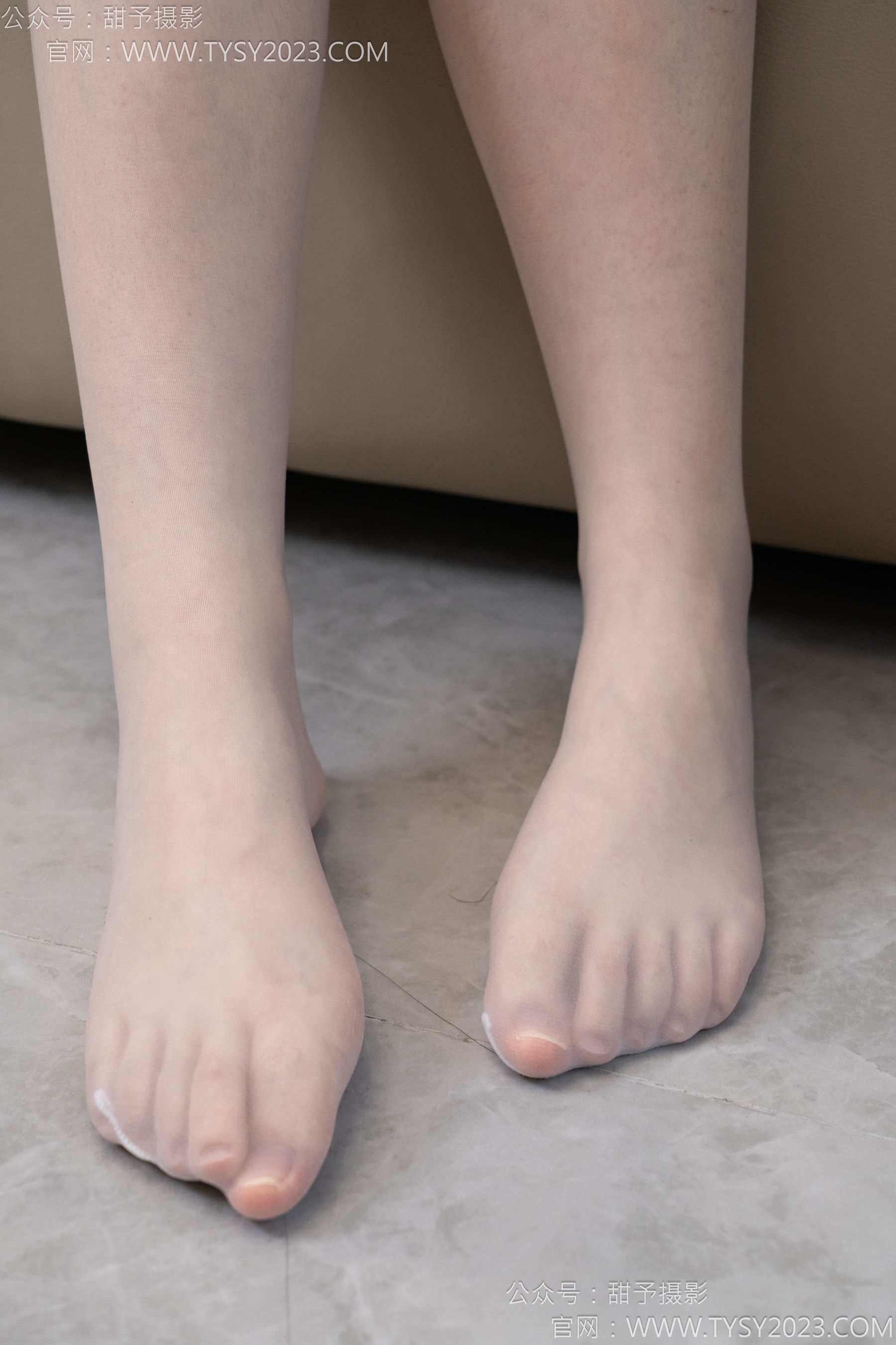 甜予摄影 No.134 璇璇思思 - 高跟鞋、薄白丝、薄灰丝/(132P)