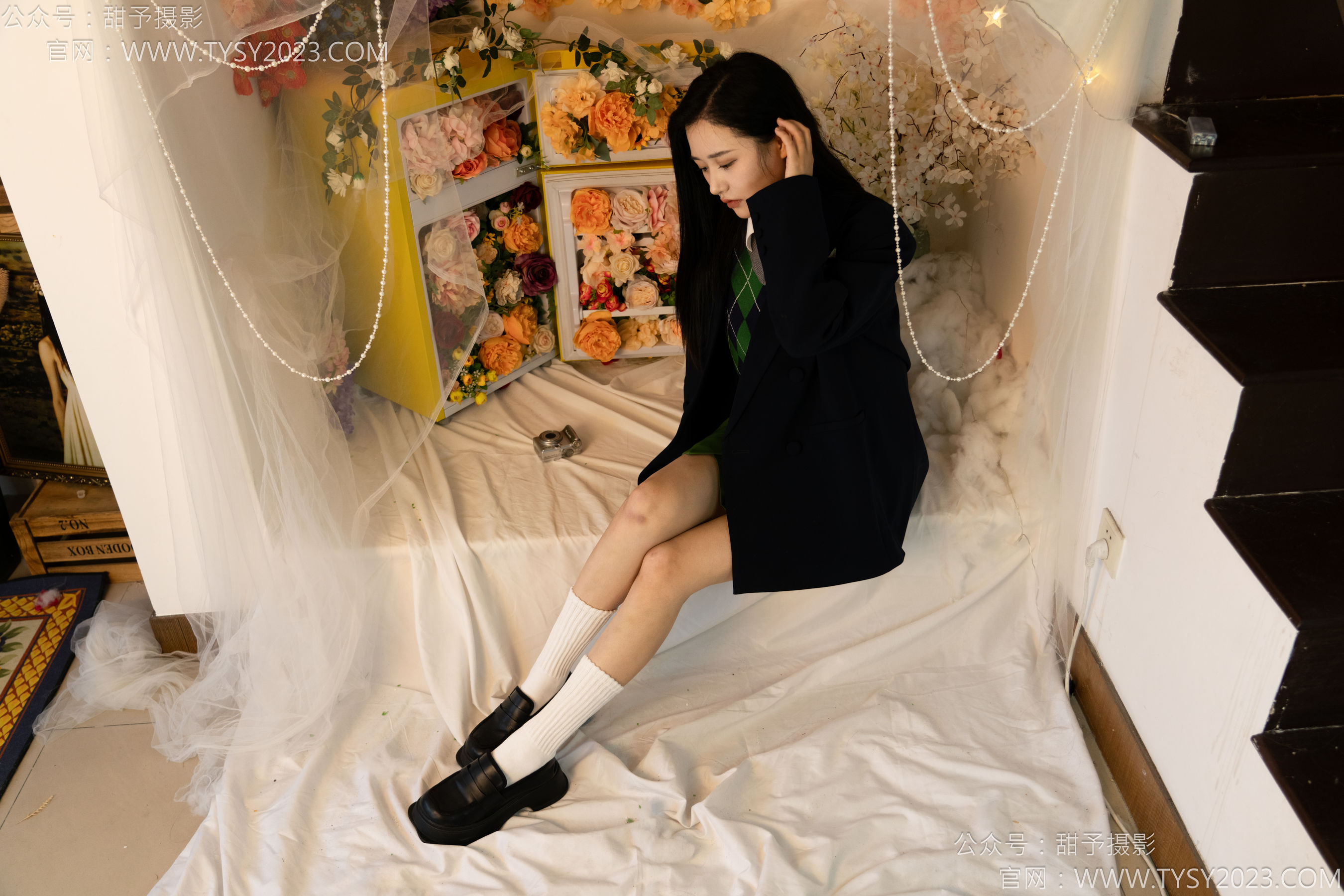 甜予摄影 NO.139 澜澜 - 皮鞋、白棉袜、裸足/(116P)