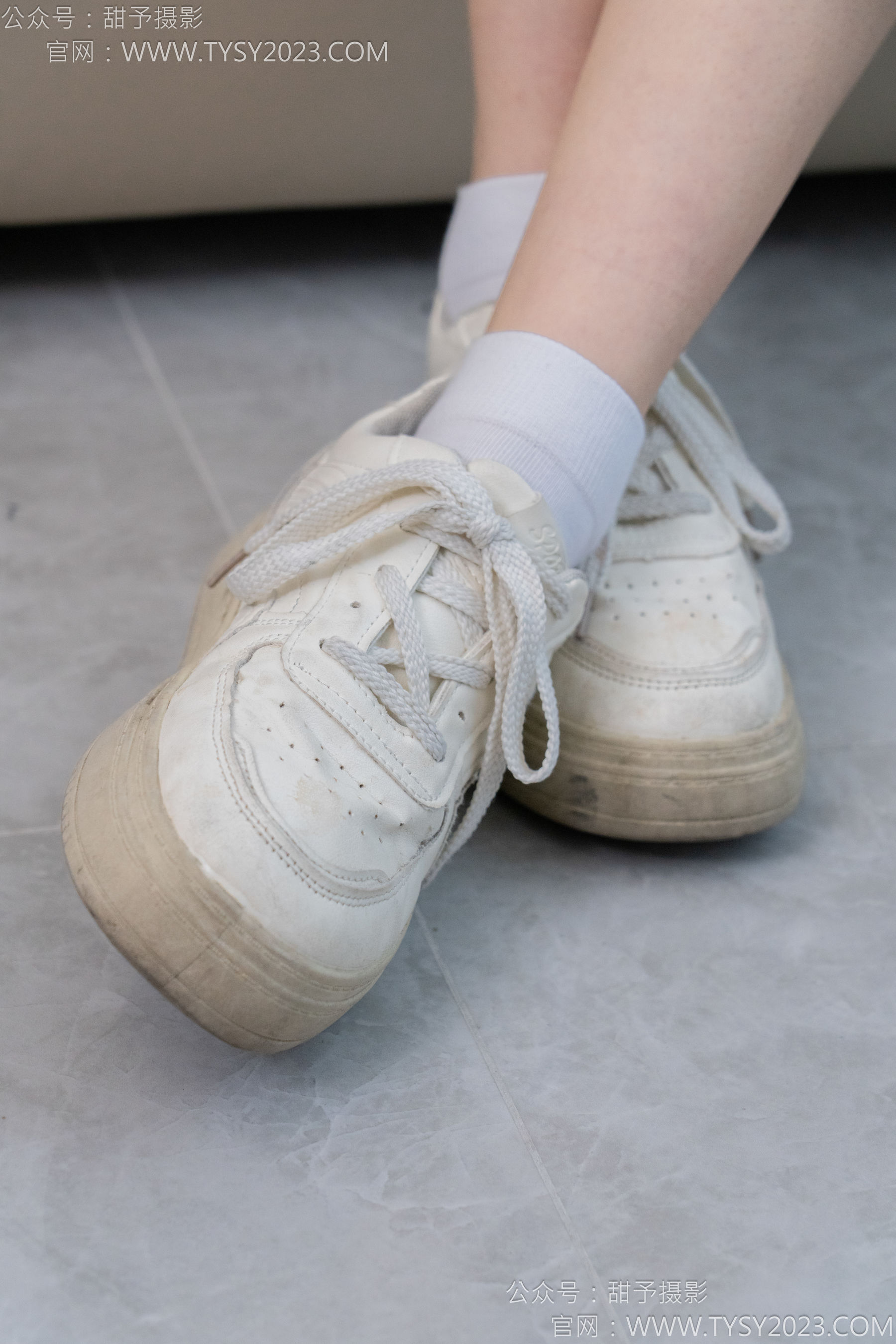 甜予摄影 No.126 诺诺 - 板鞋、白棉袜、裸足/(133P)