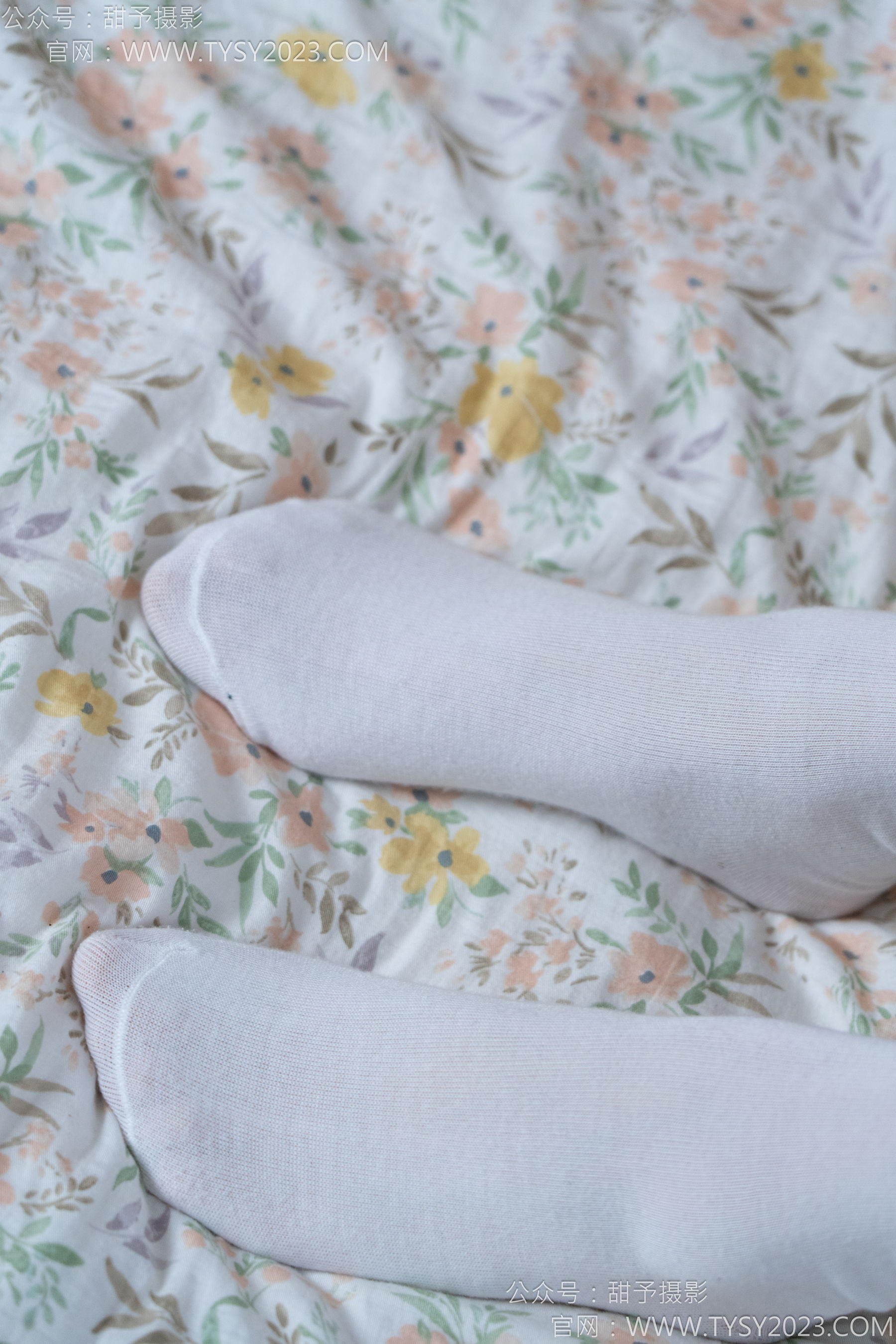 甜予摄影 No.138 土豆 - 板鞋、白棉袜、裸足/(136P)