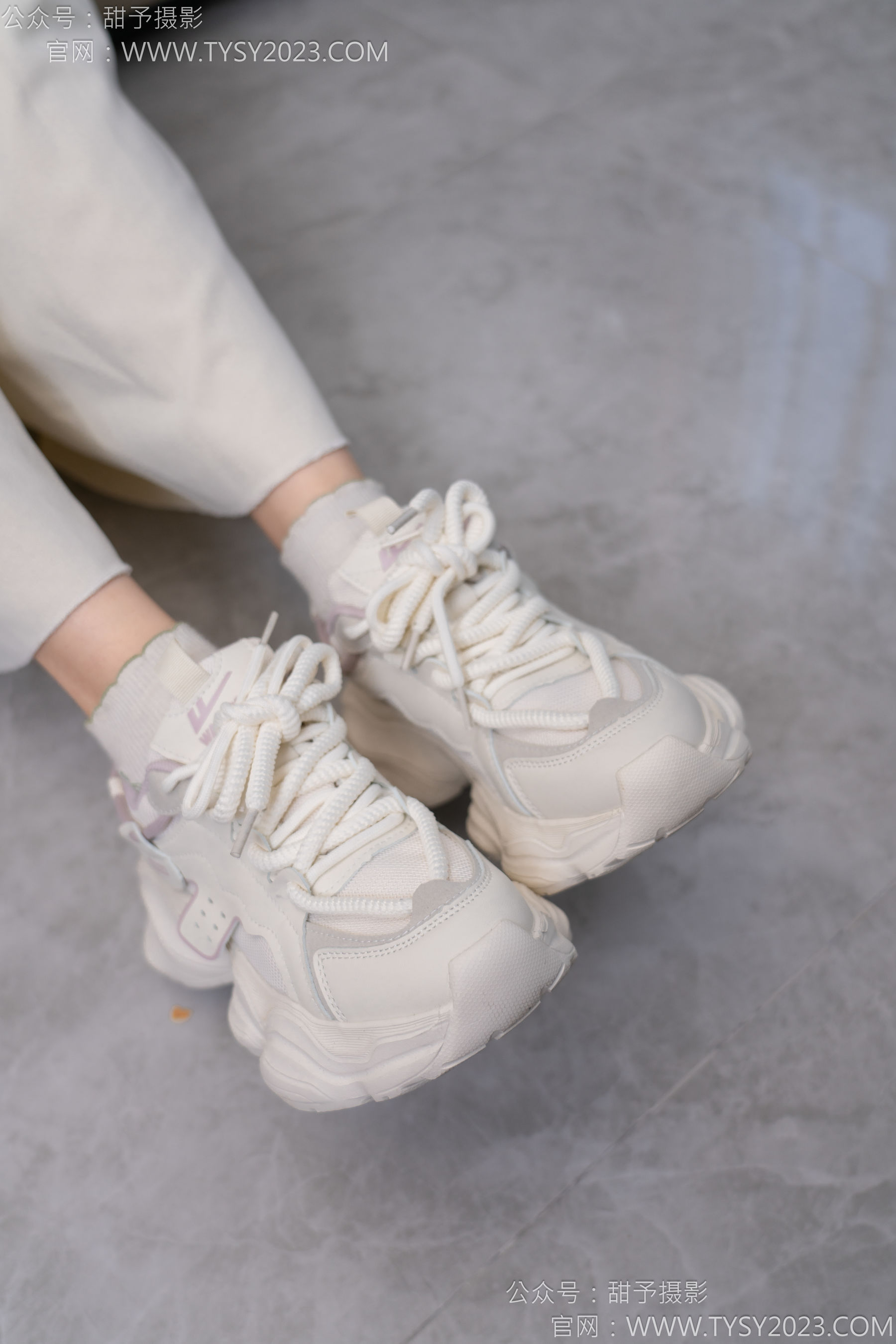 甜予摄影 No.125 丹丹 - 运动鞋、白棉袜、裸足/(139P)