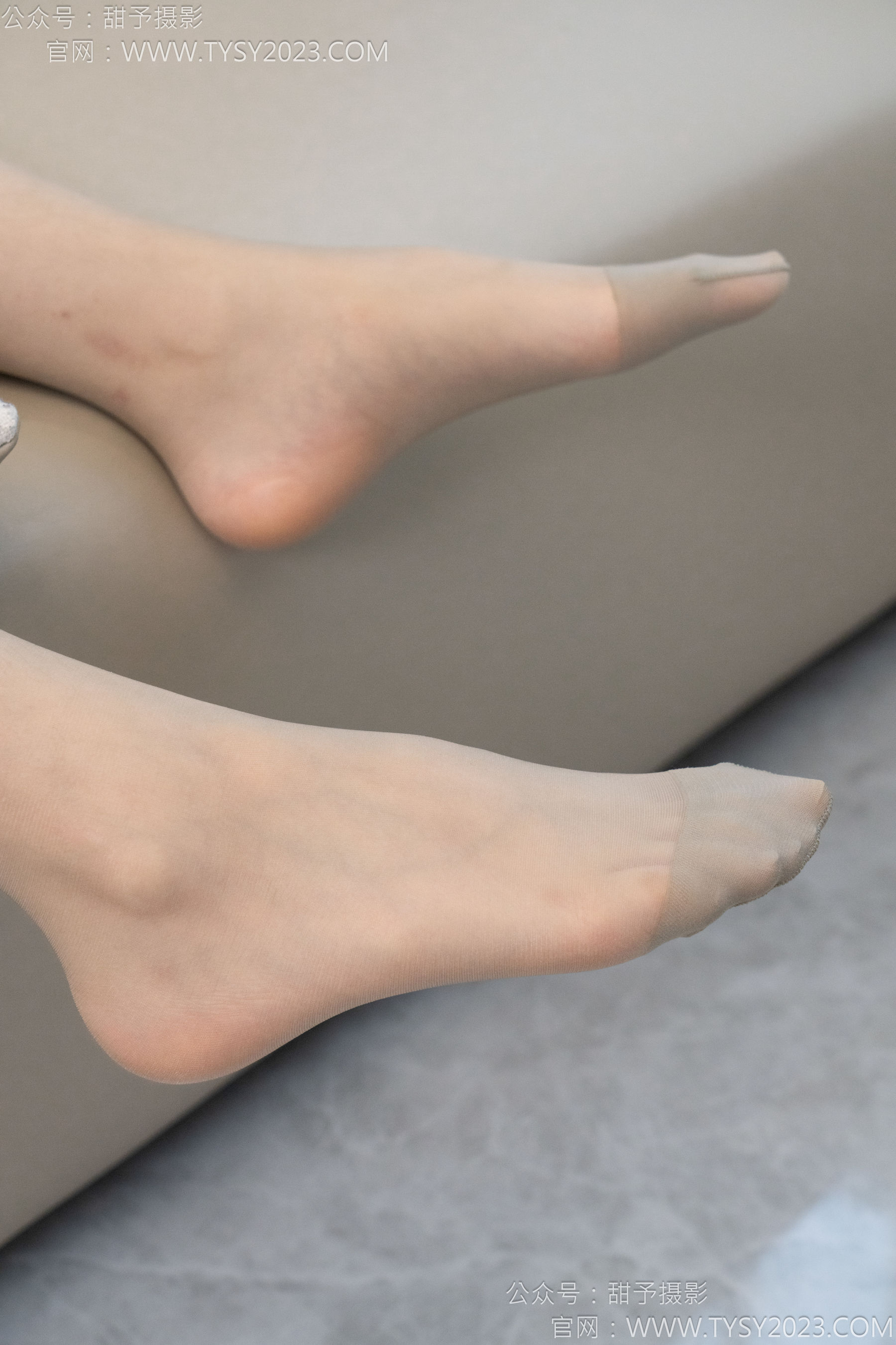 甜予摄影 No.134 璇璇思思 - 高跟鞋、薄白丝、薄灰丝/(132P)