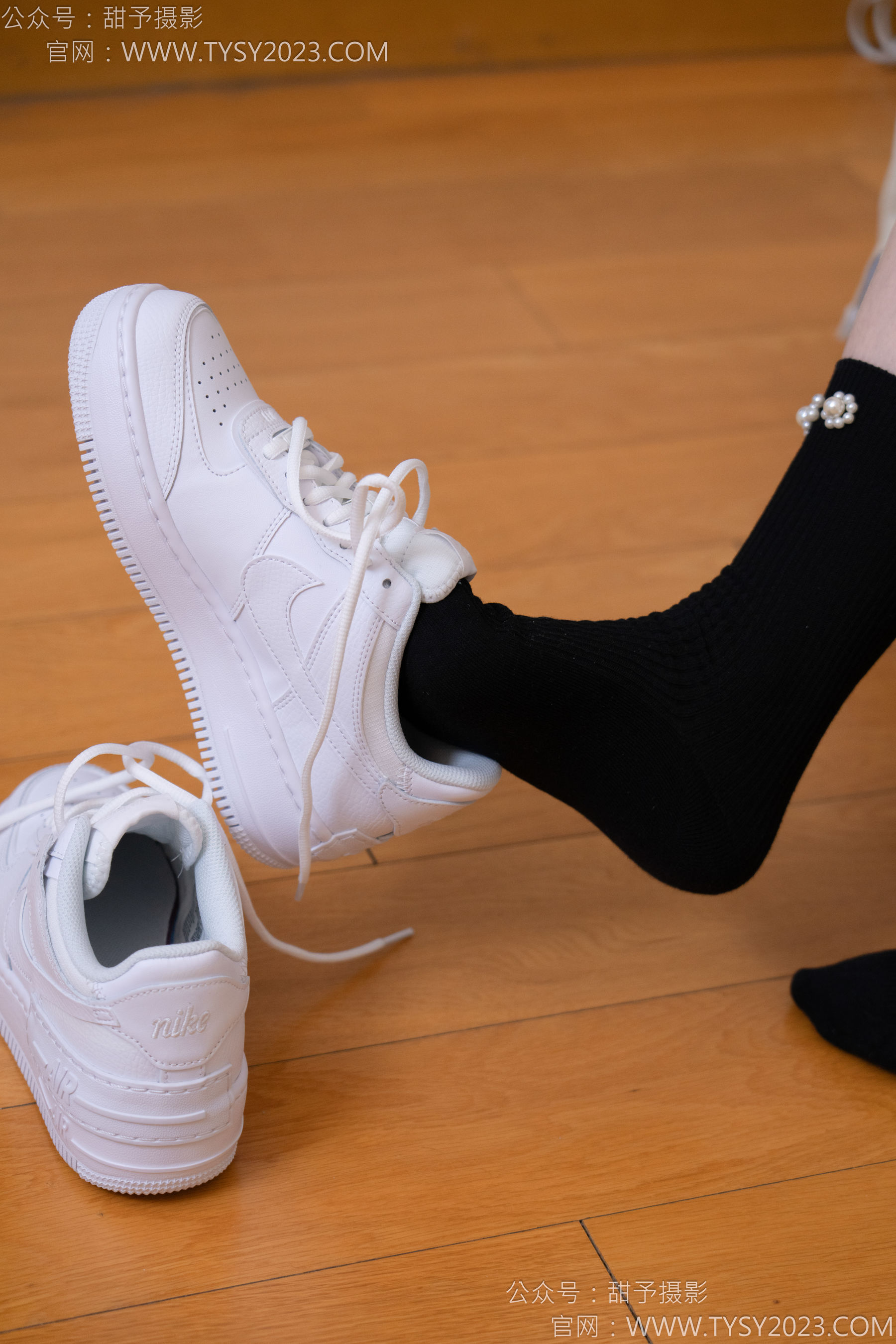 甜予摄影 No.136 璇璇 - 板鞋、黑棉袜/(203P)