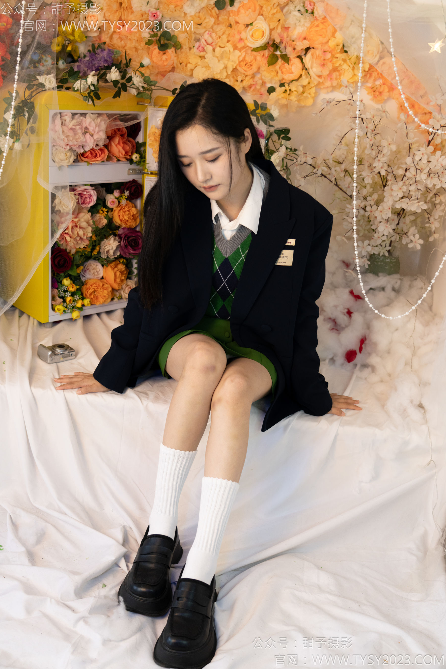 甜予摄影 NO.139 澜澜 - 皮鞋、白棉袜、裸足/(116P)