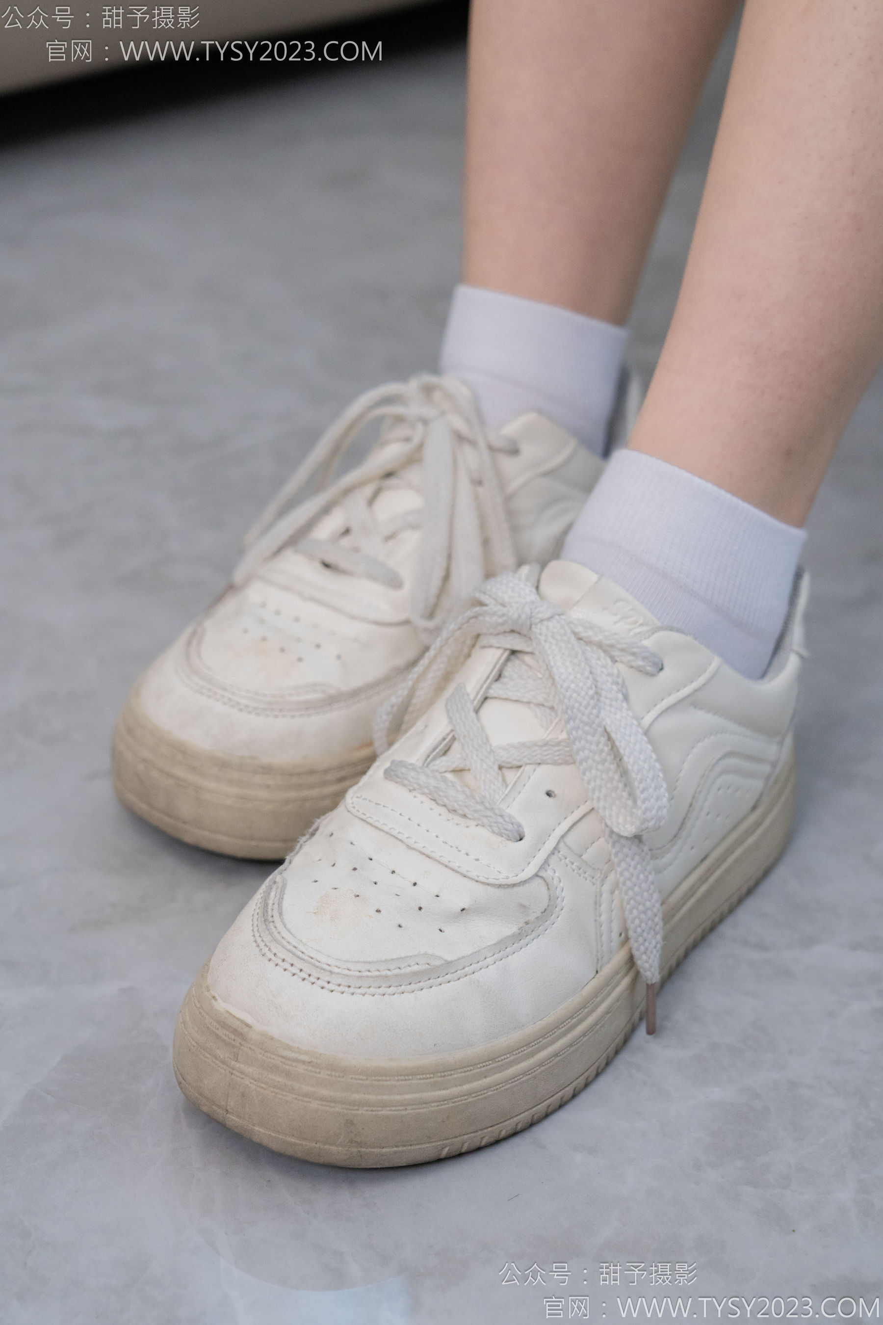 甜予摄影 No.126 诺诺 - 板鞋、白棉袜、裸足/(133P)
