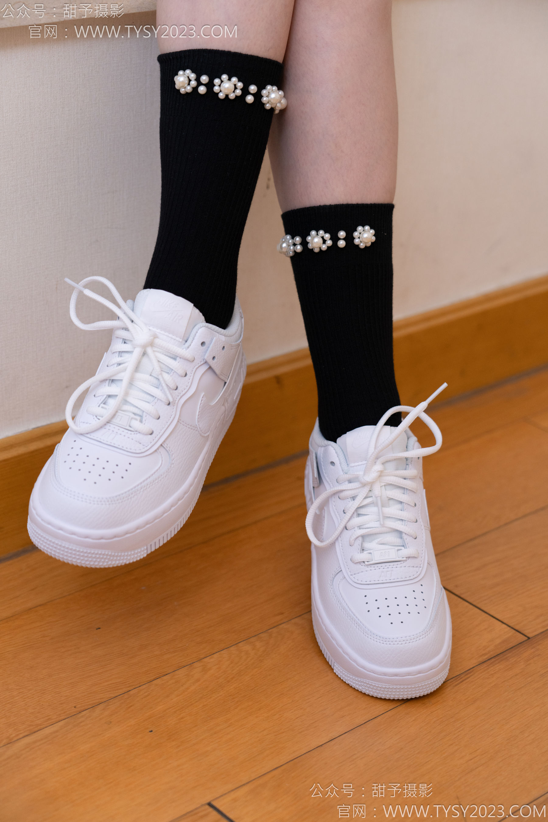 甜予摄影 No.136 璇璇 - 板鞋、黑棉袜/(203P)