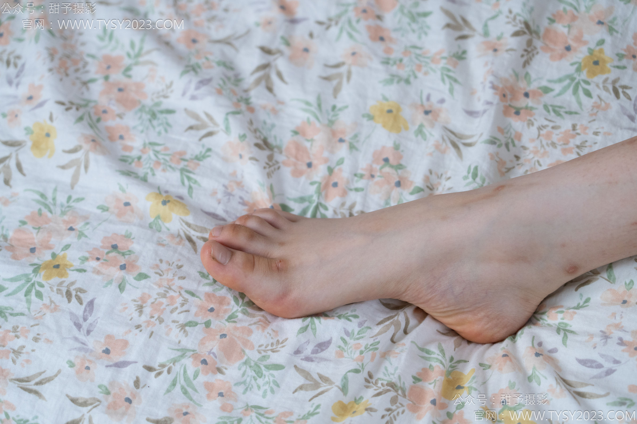 甜予摄影 No.138 土豆 - 板鞋、白棉袜、裸足/(136P)