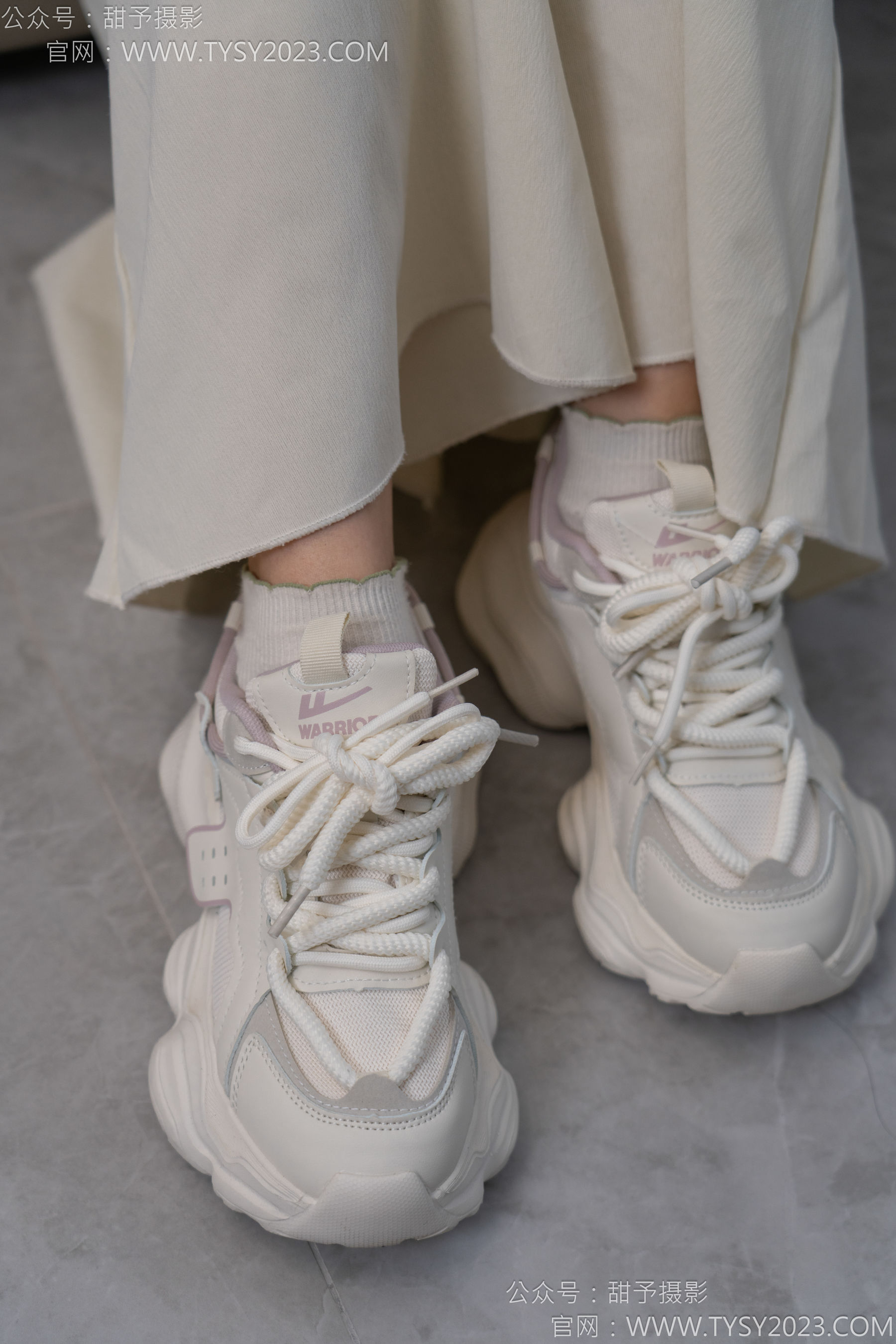 甜予摄影 No.125 丹丹 - 运动鞋、白棉袜、裸足/(139P)
