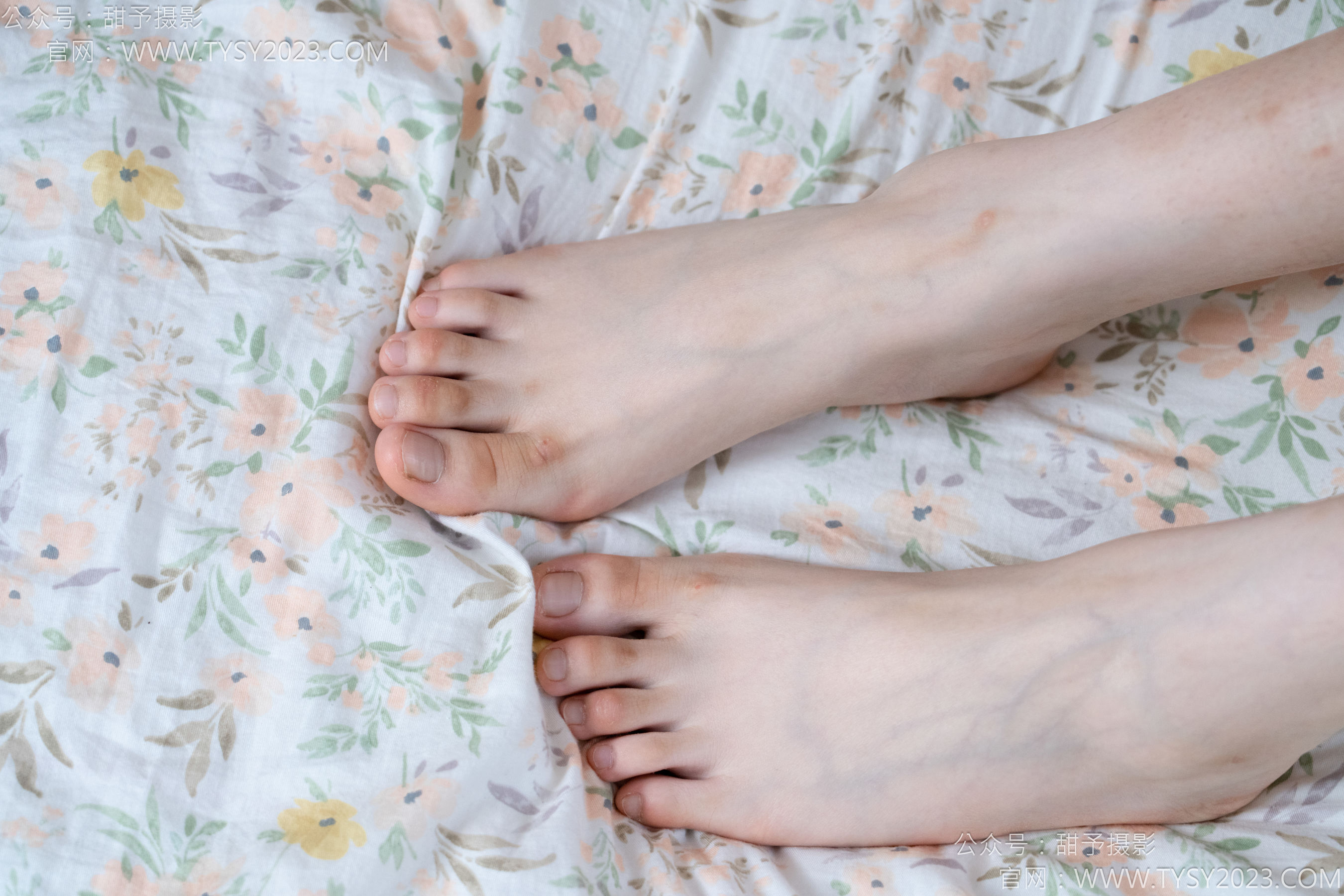 甜予摄影 No.138 土豆 - 板鞋、白棉袜、裸足/(136P)