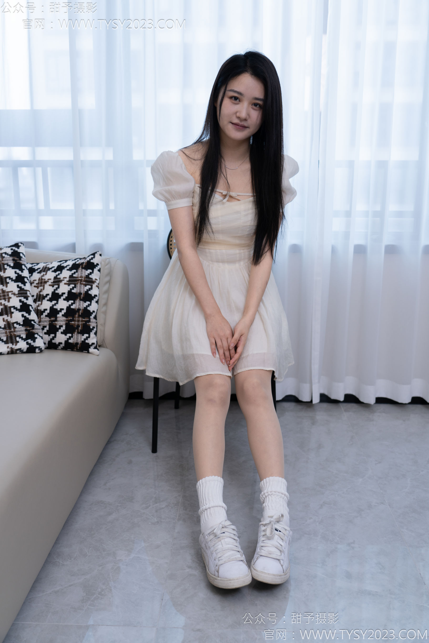 甜予摄影 No.137 澜澜 - 板鞋、白棉袜、薄肉丝/(140P)