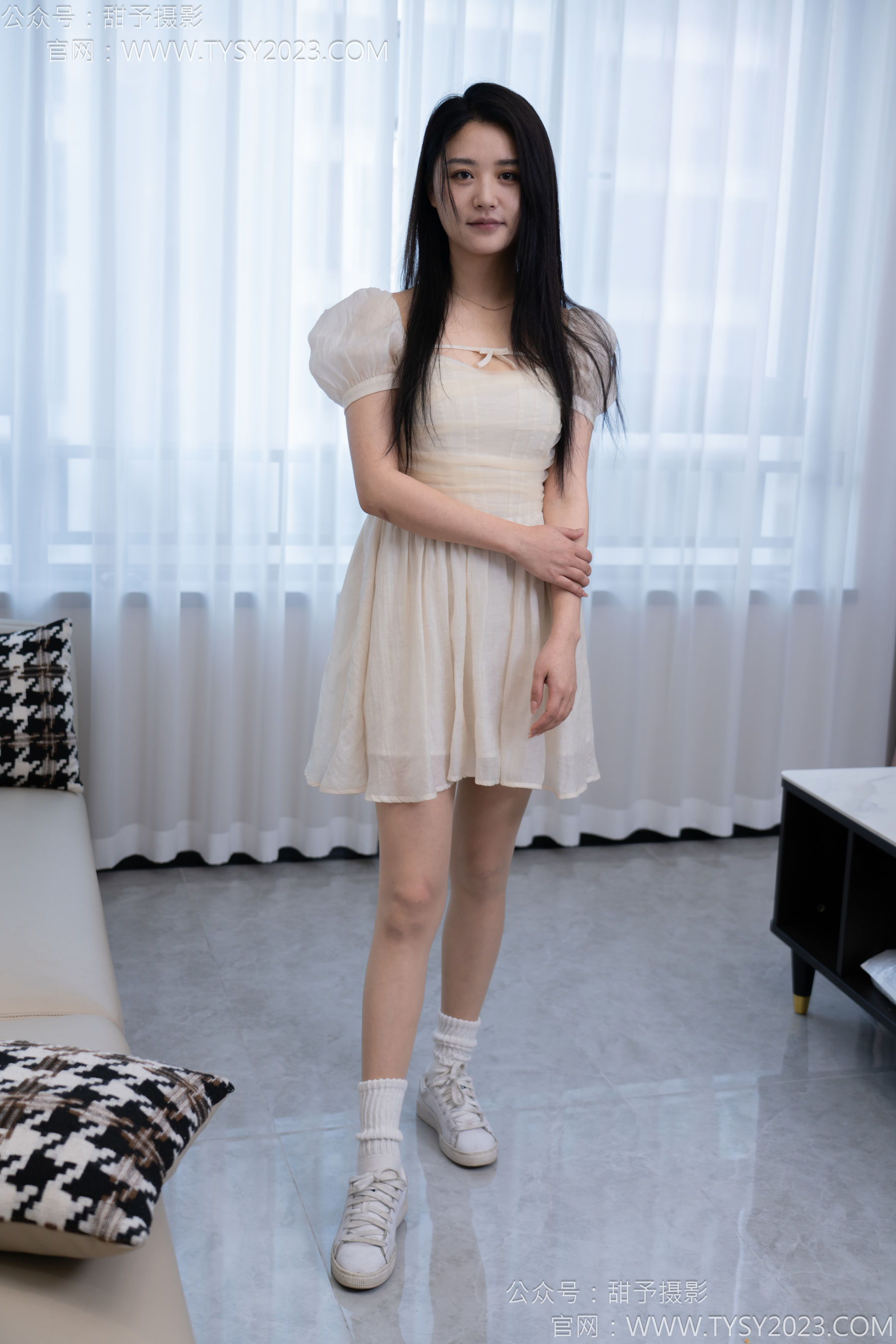 甜予摄影 No.137 澜澜 - 板鞋、白棉袜、薄肉丝/(140P)