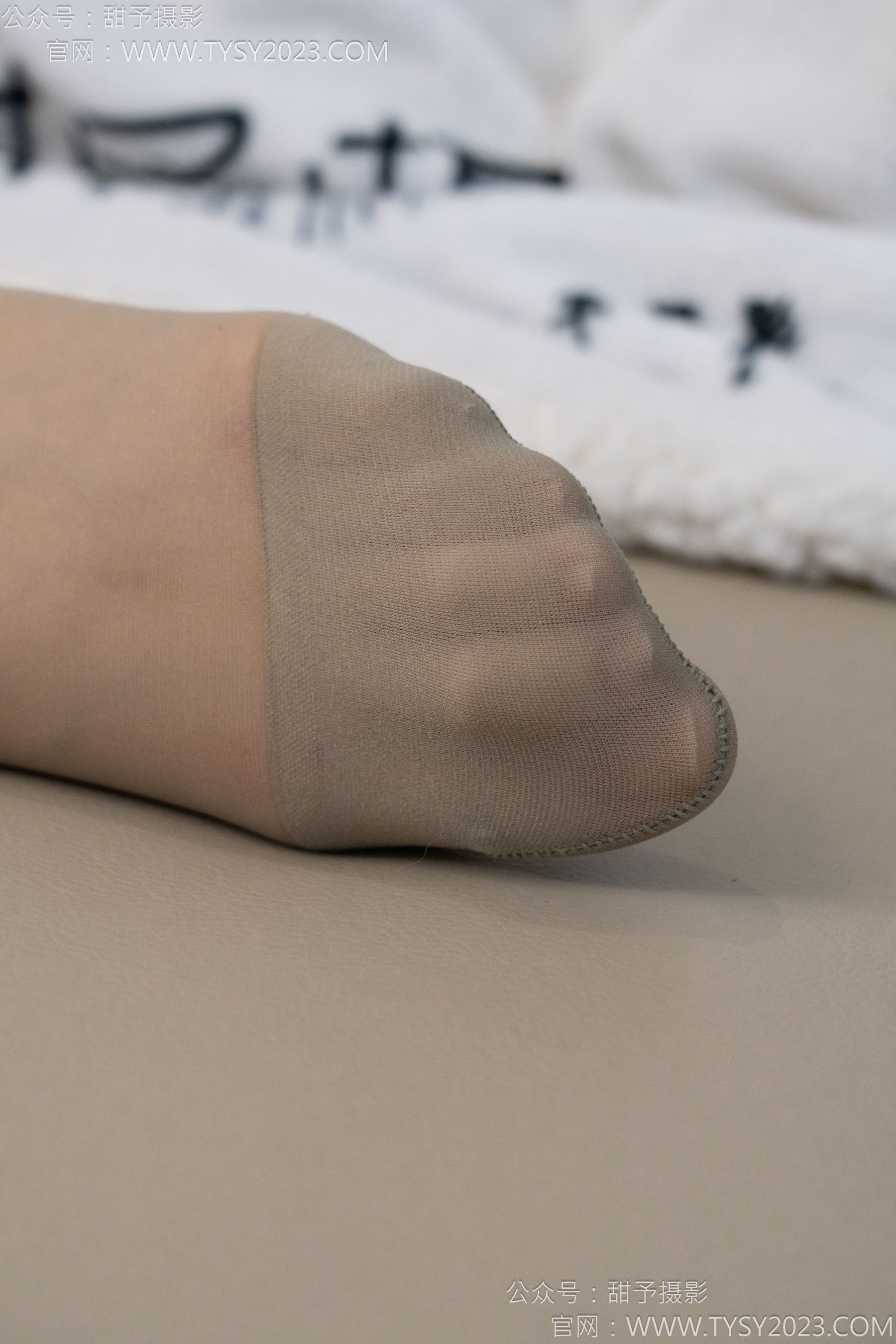 甜予摄影 No.134 璇璇思思 - 高跟鞋、薄白丝、薄灰丝/(132P)