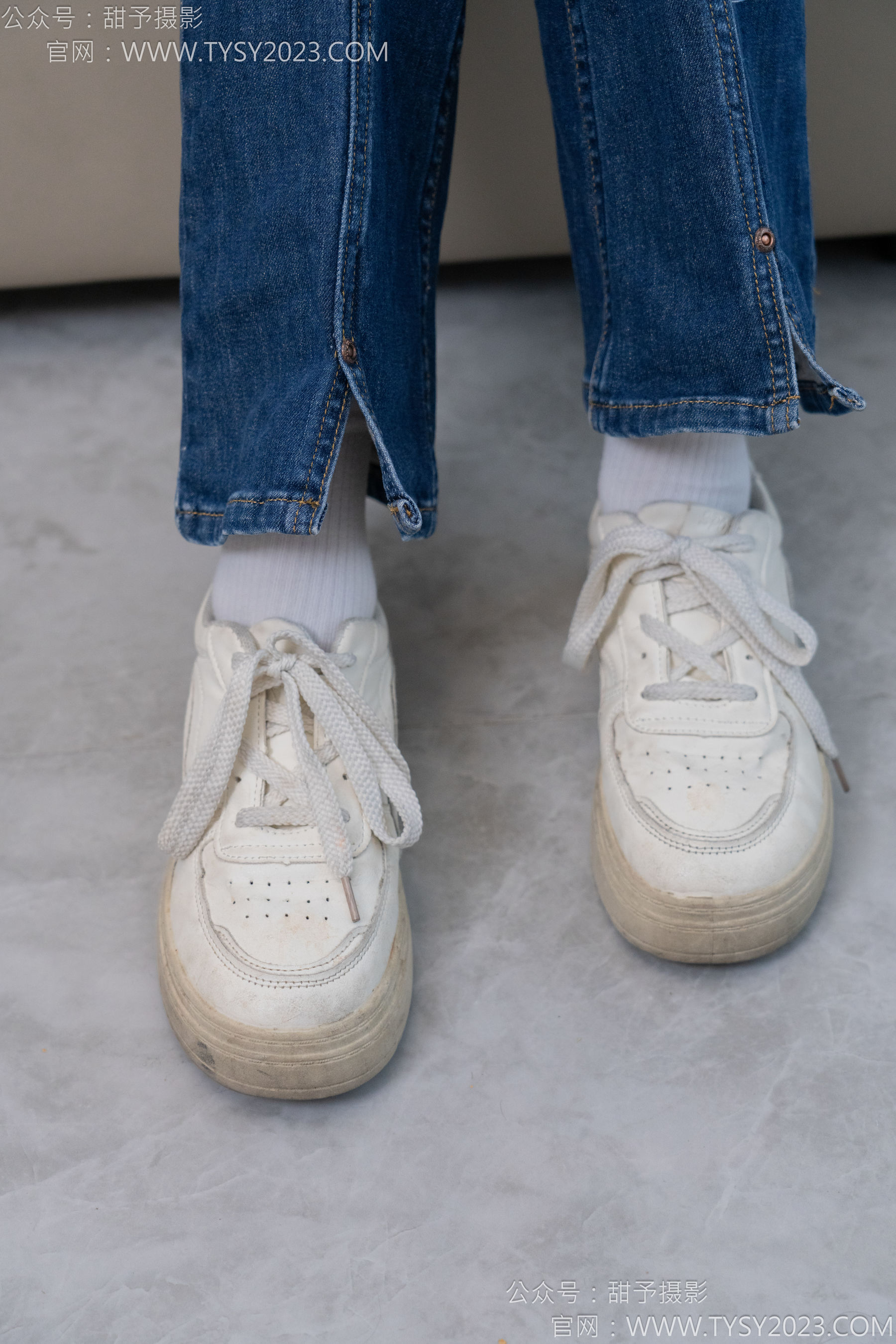 甜予摄影 No.132 诺诺 - 板鞋、白棉袜、裸足/(129P)