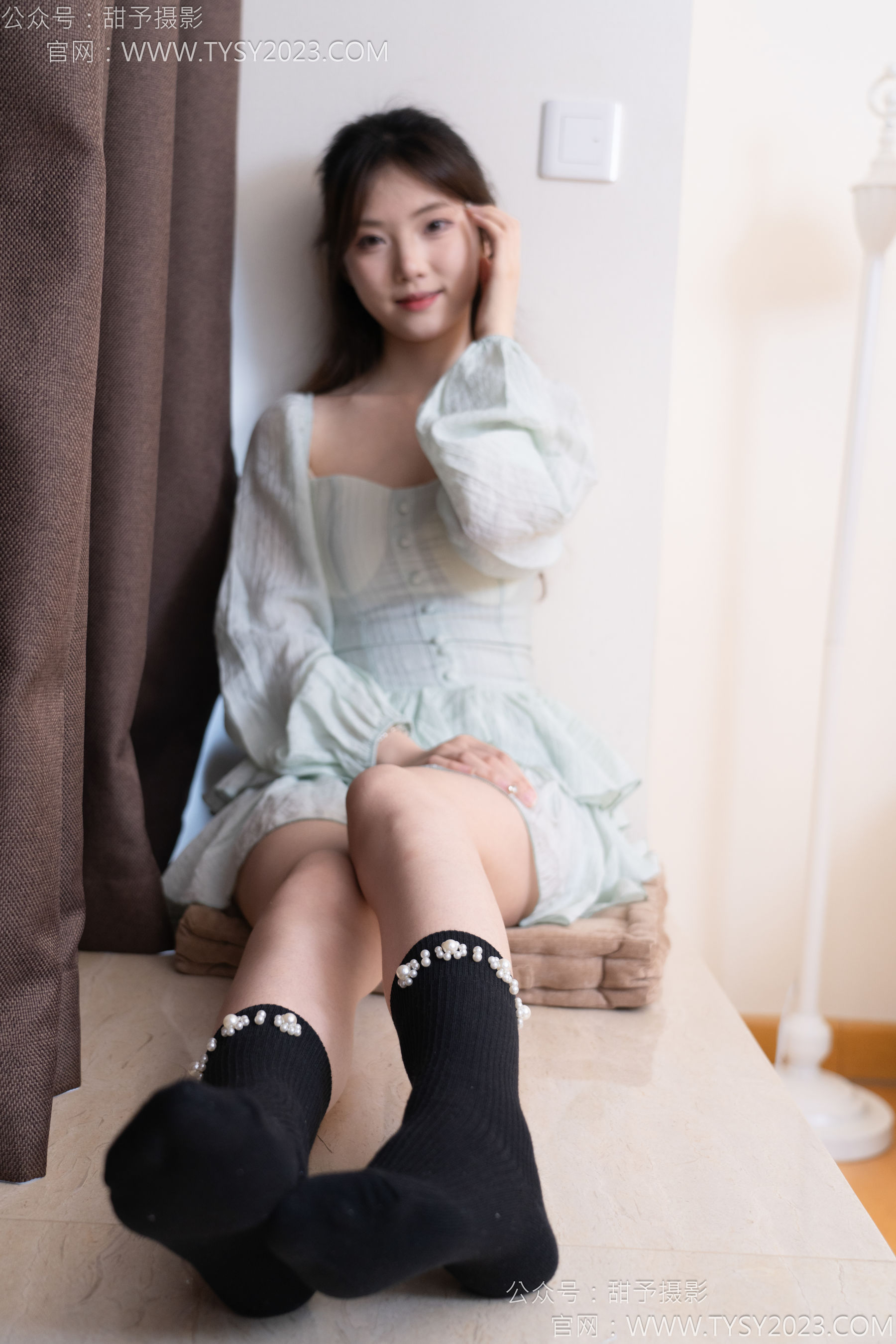 甜予摄影 No.136 璇璇 - 板鞋、黑棉袜/(203P)