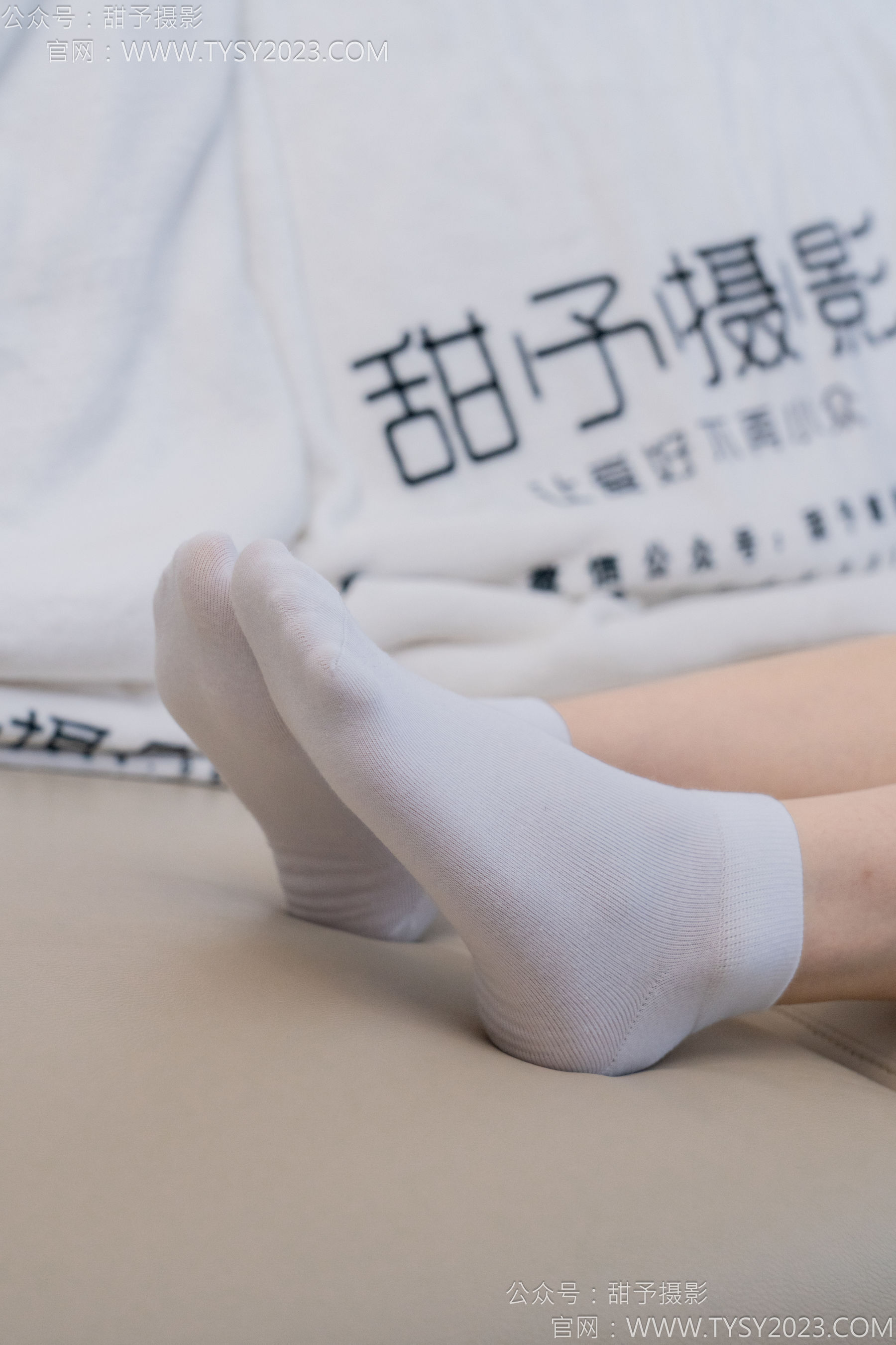 甜予摄影 No.126 诺诺 - 板鞋、白棉袜、裸足/(133P)