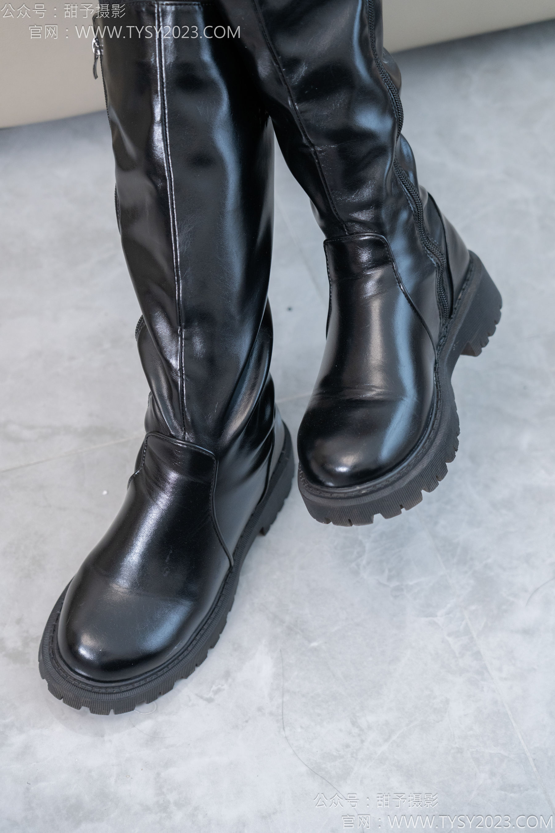 甜予摄影 No.133 梦梦 - 长靴、白棉袜、裸足/(135P)