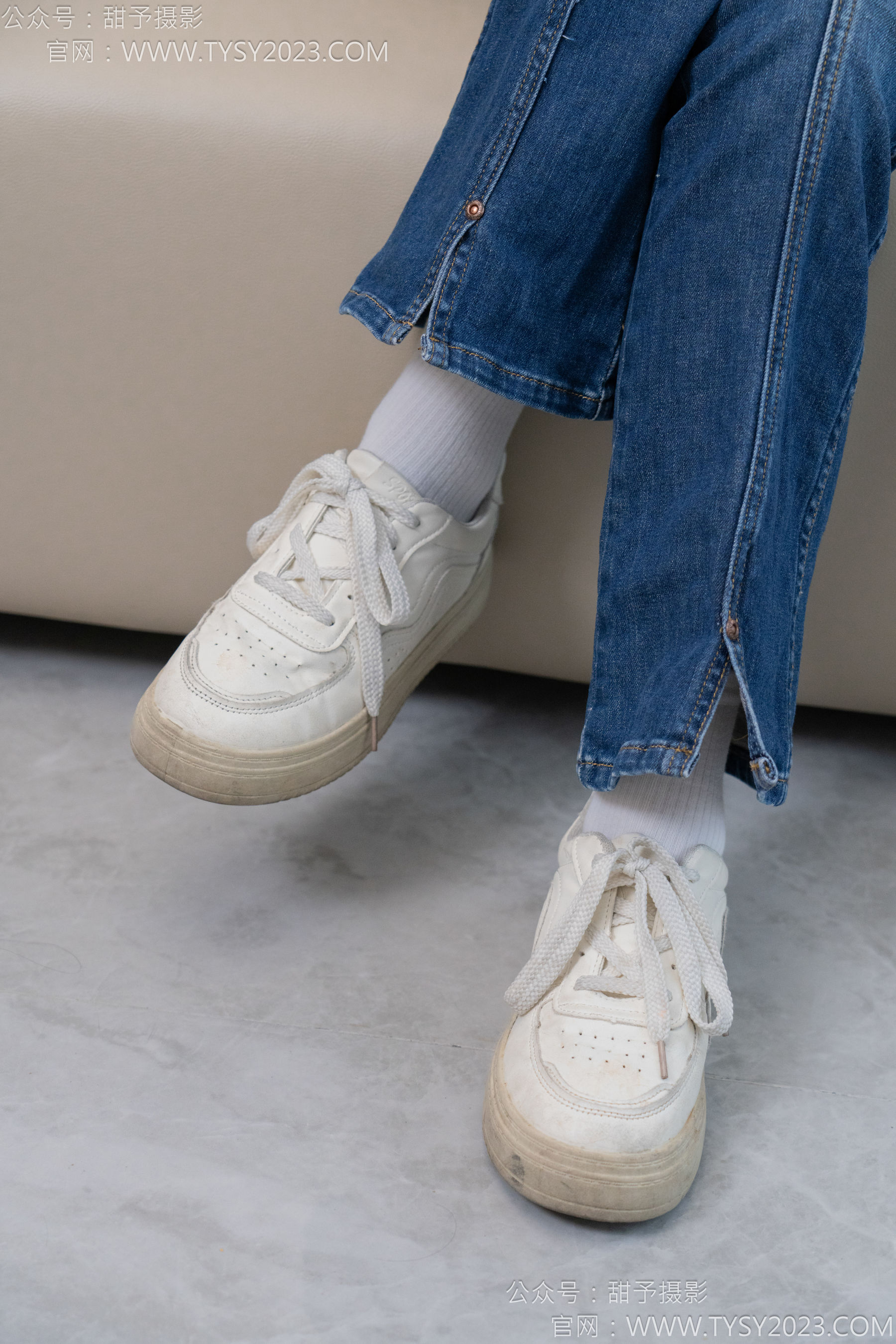 甜予摄影 No.132 诺诺 - 板鞋、白棉袜、裸足/(129P)