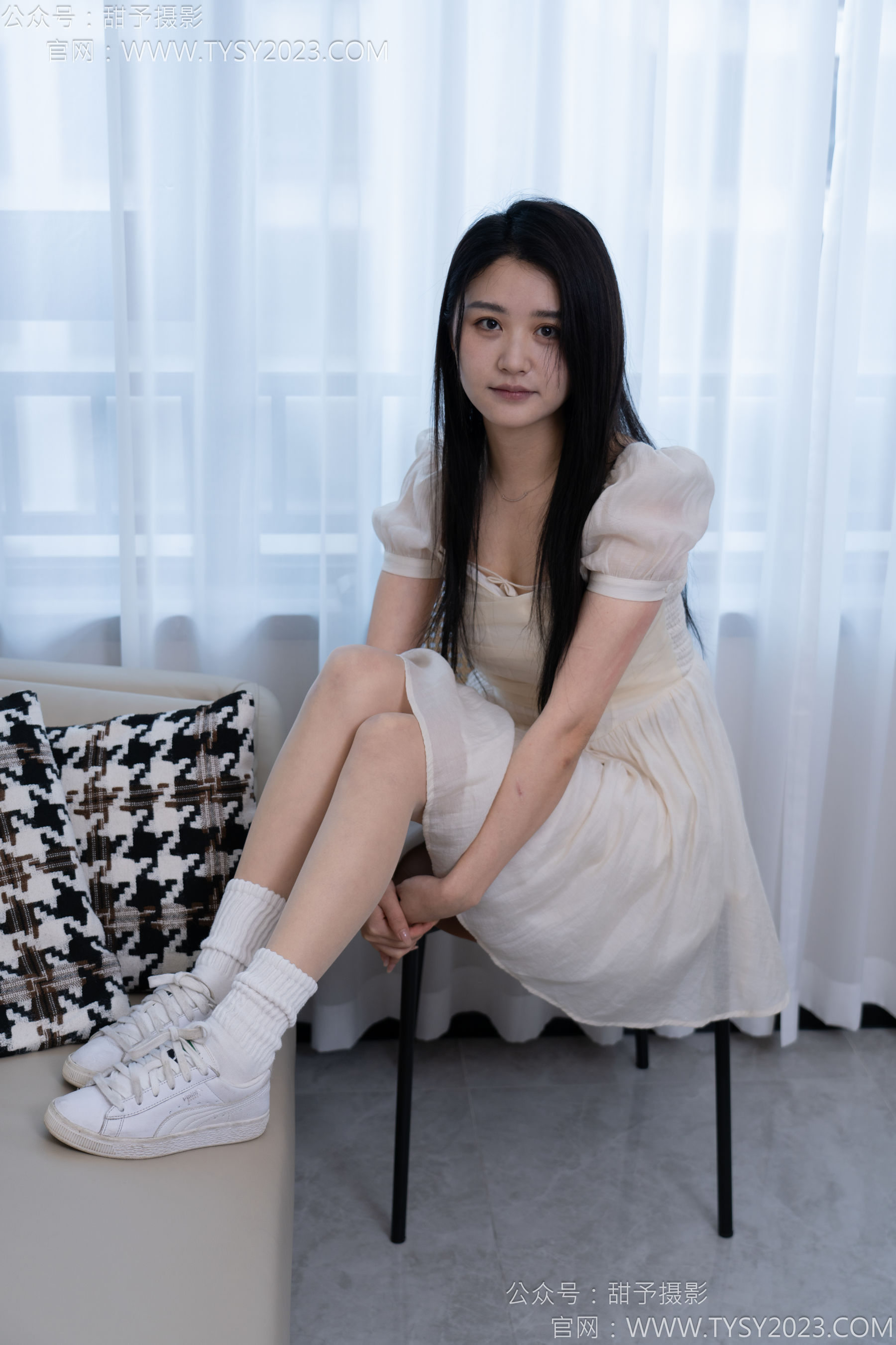 甜予摄影 No.137 澜澜 - 板鞋、白棉袜、薄肉丝/(140P)