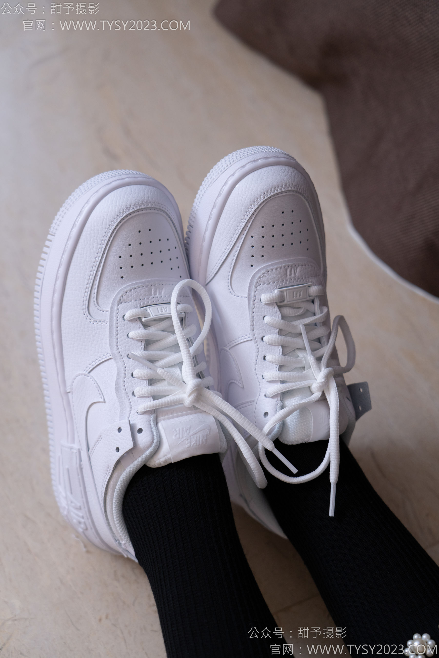 甜予摄影 No.136 璇璇 - 板鞋、黑棉袜/(203P)