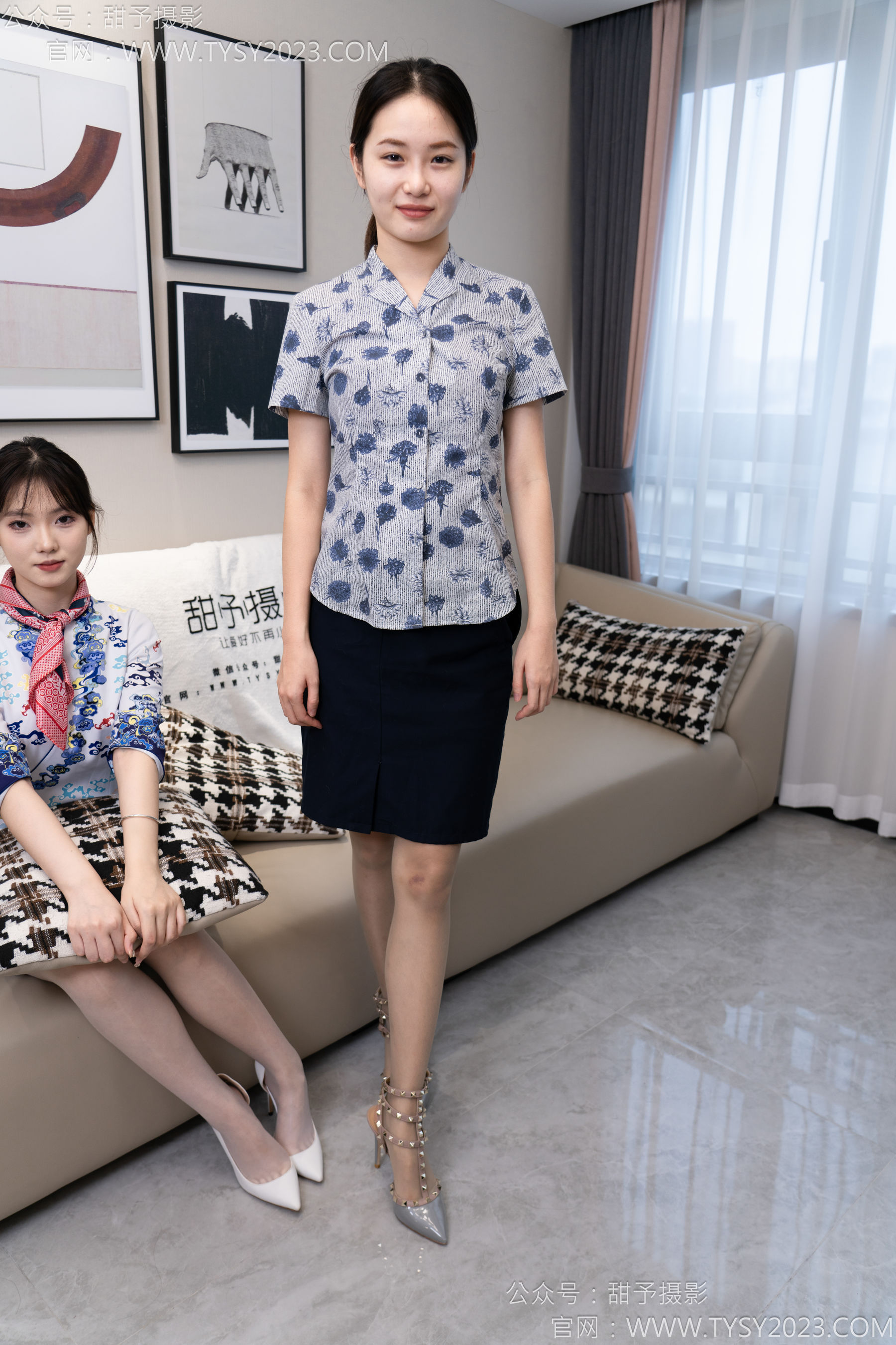 甜予摄影 No.134 璇璇思思 - 高跟鞋、薄白丝、薄灰丝/(132P)