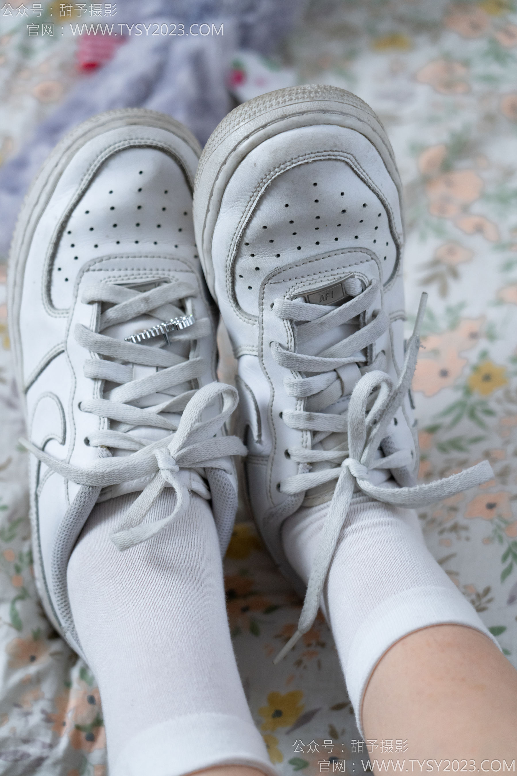 甜予摄影 No.138 土豆 - 板鞋、白棉袜、裸足/(136P)