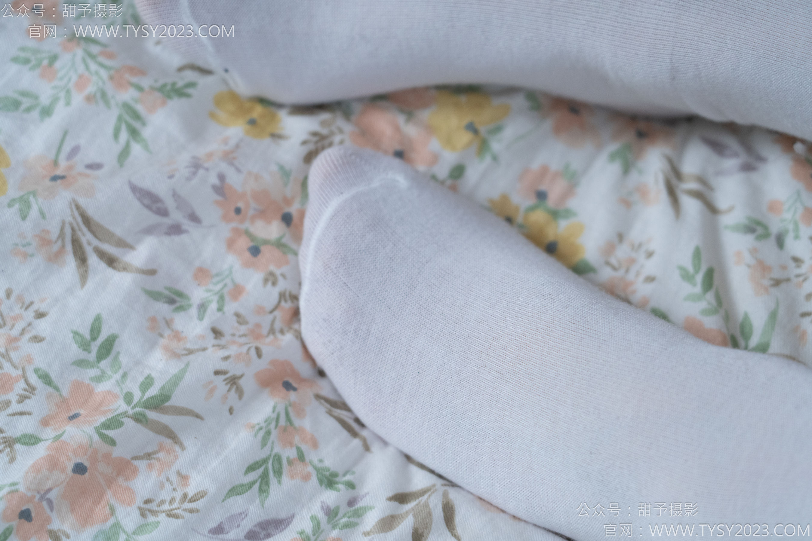 甜予摄影 No.138 土豆 - 板鞋、白棉袜、裸足/(136P)