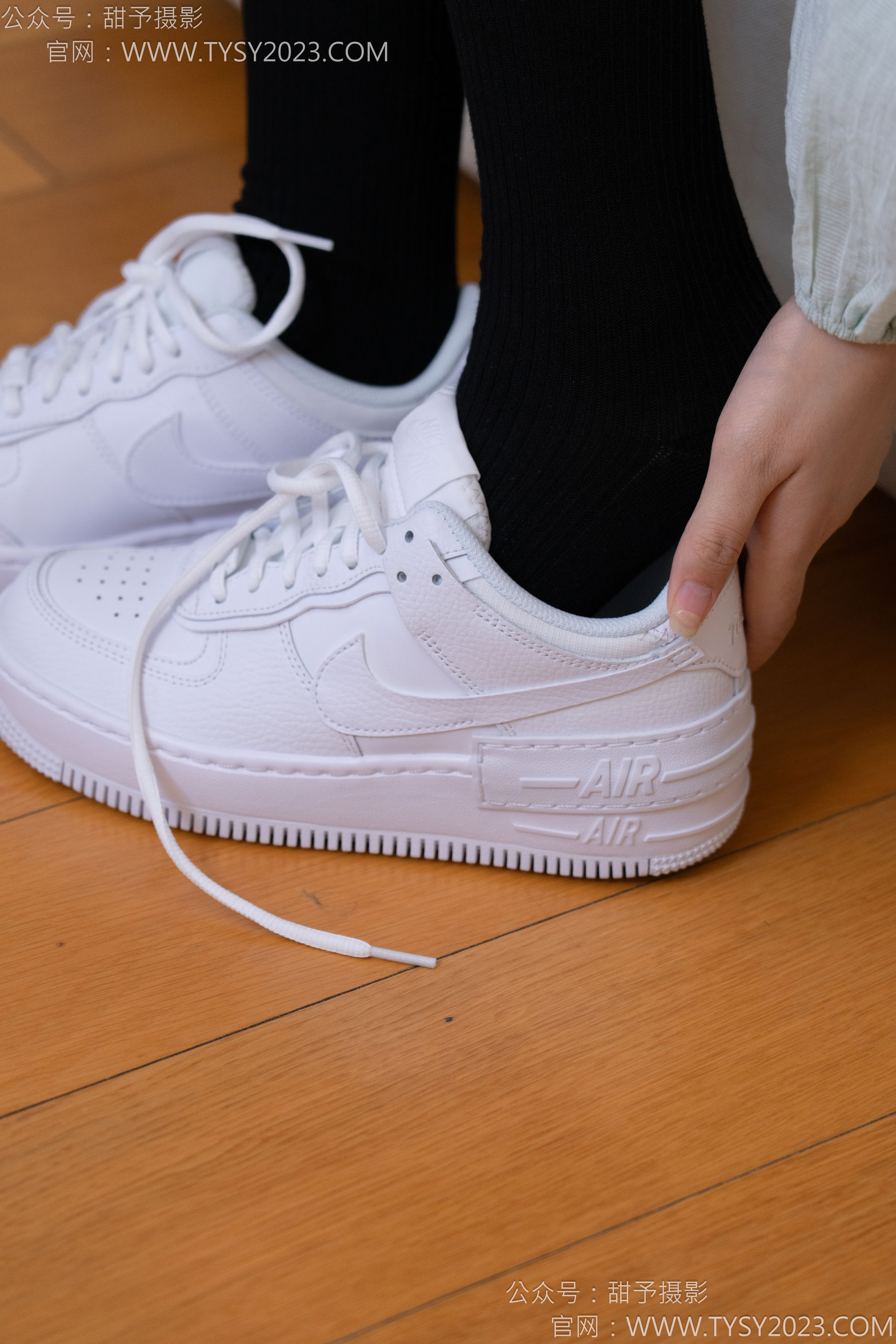 甜予摄影 No.136 璇璇 - 板鞋、黑棉袜/(203P)