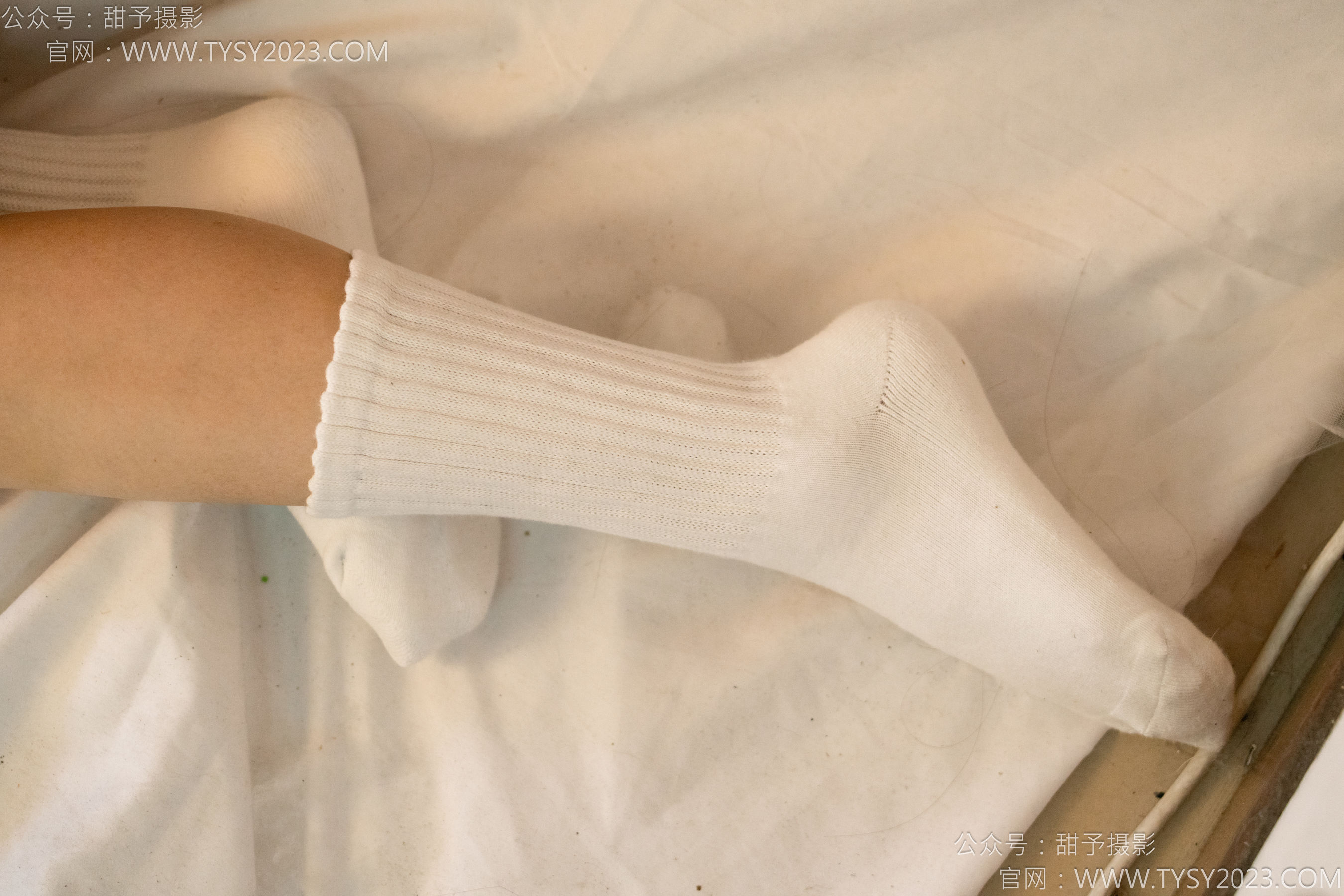 甜予摄影 NO.139 澜澜 - 皮鞋、白棉袜、裸足/(116P)