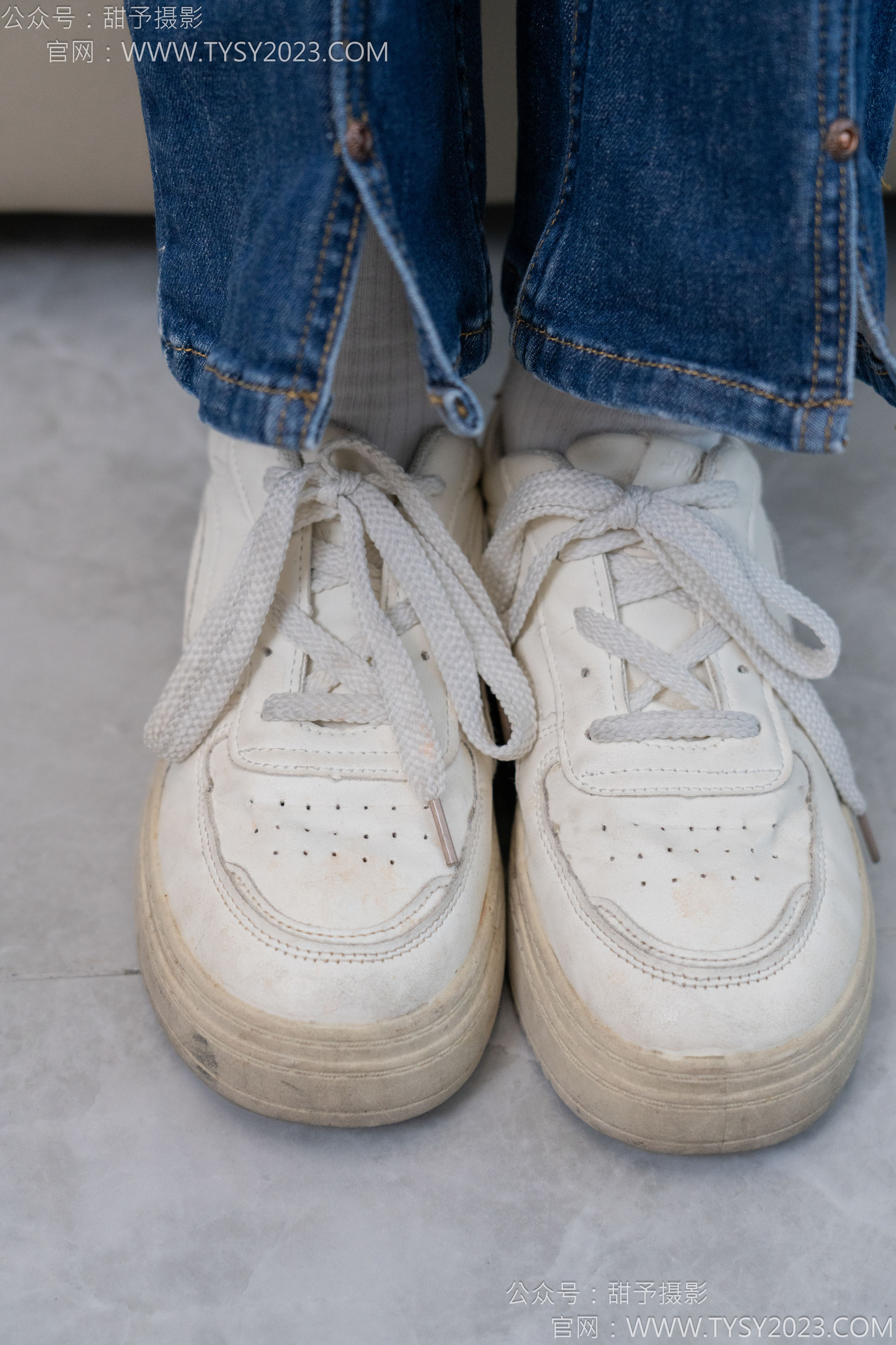 甜予摄影 No.132 诺诺 - 板鞋、白棉袜、裸足/(129P)