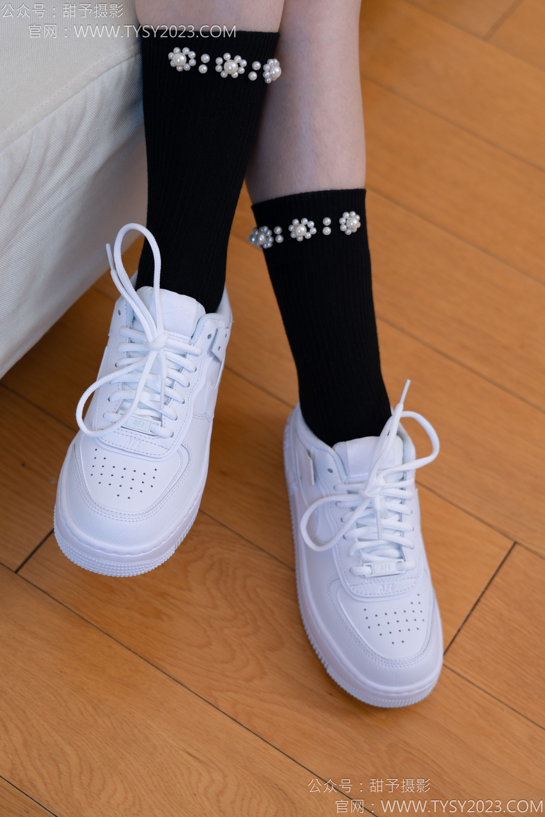 甜予摄影 No.136 璇璇 - 板鞋、黑棉袜/(203P)