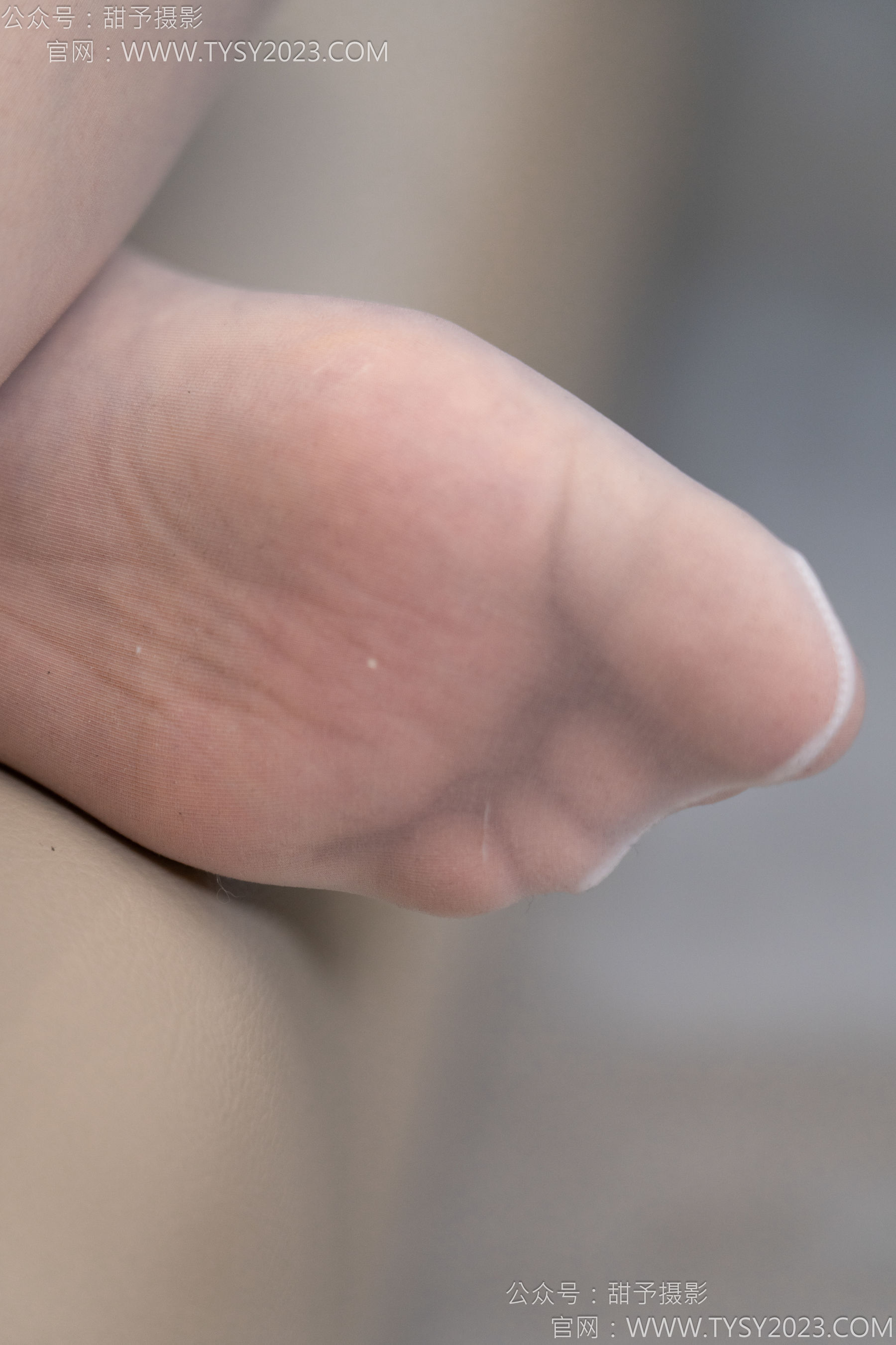 甜予摄影 No.134 璇璇思思 - 高跟鞋、薄白丝、薄灰丝/(132P)