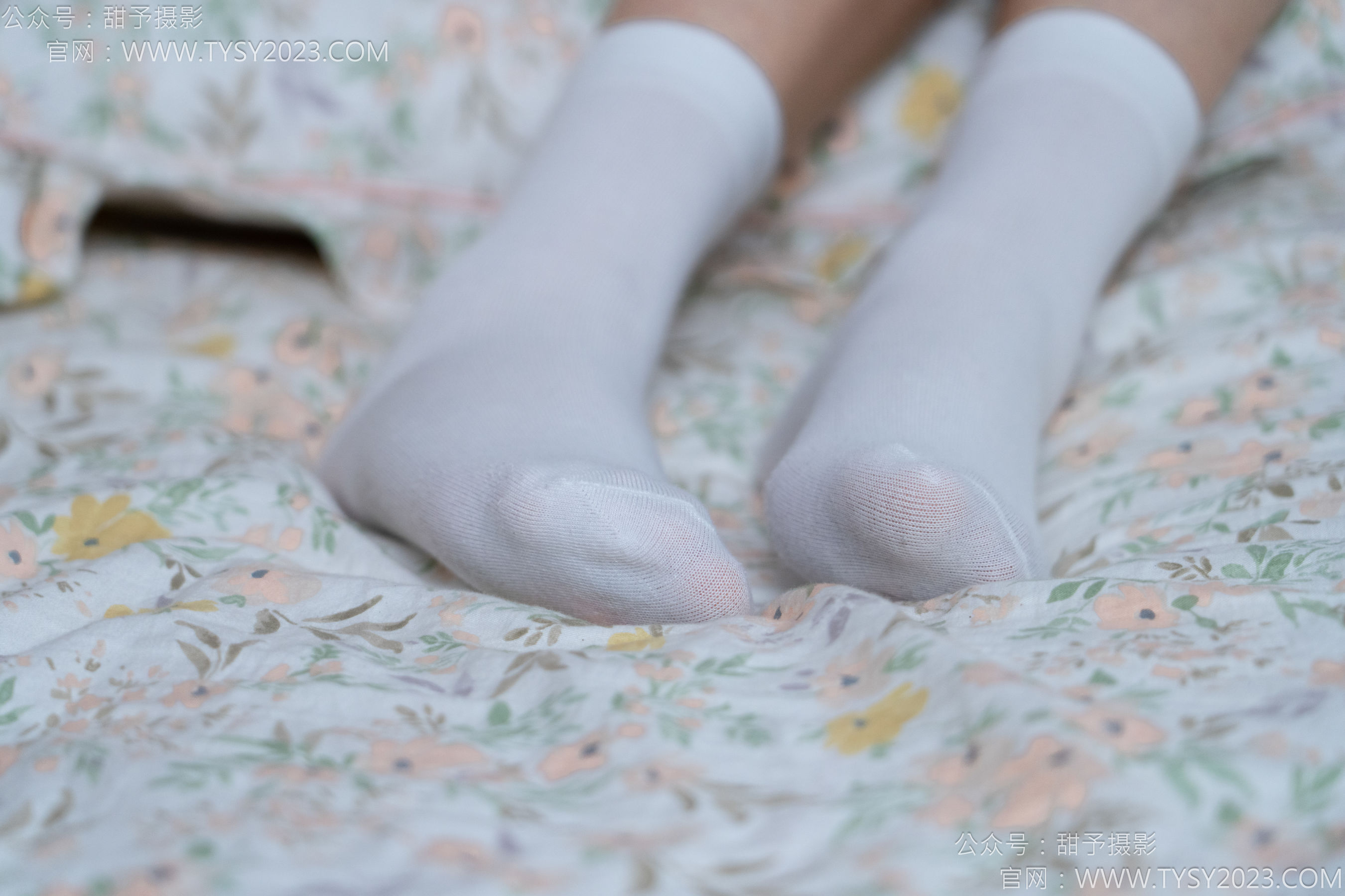 甜予摄影 No.138 土豆 - 板鞋、白棉袜、裸足/(136P)