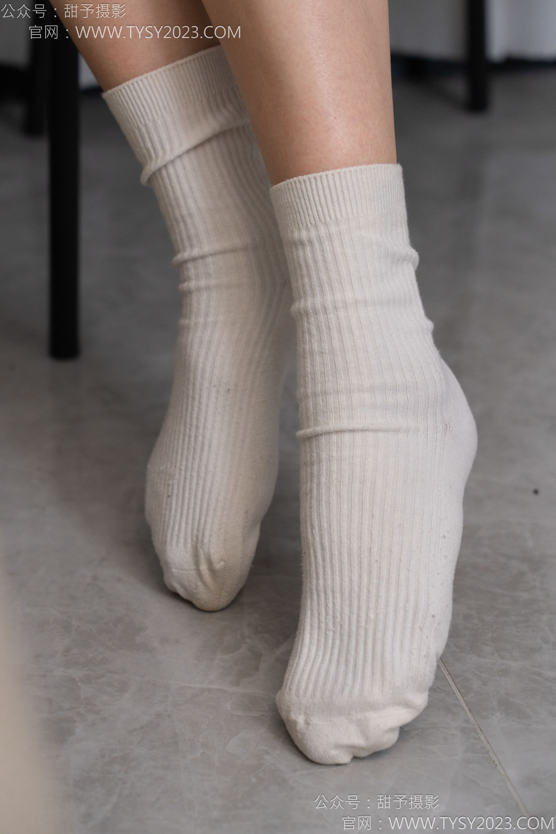 甜予摄影 No.127 丹丹 - 皮鞋、白棉袜、裸足/(145P)