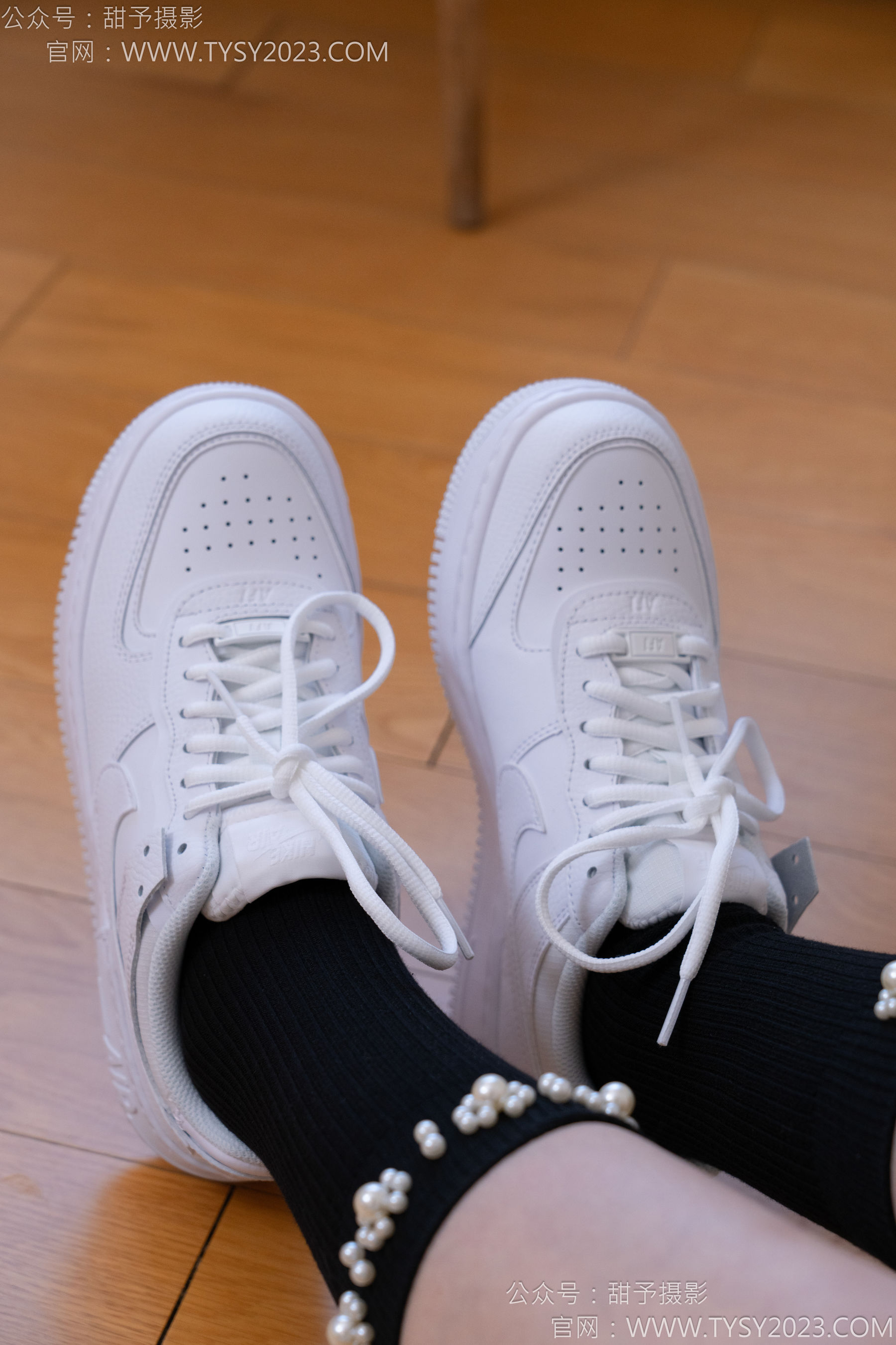 甜予摄影 No.136 璇璇 - 板鞋、黑棉袜/(203P)
