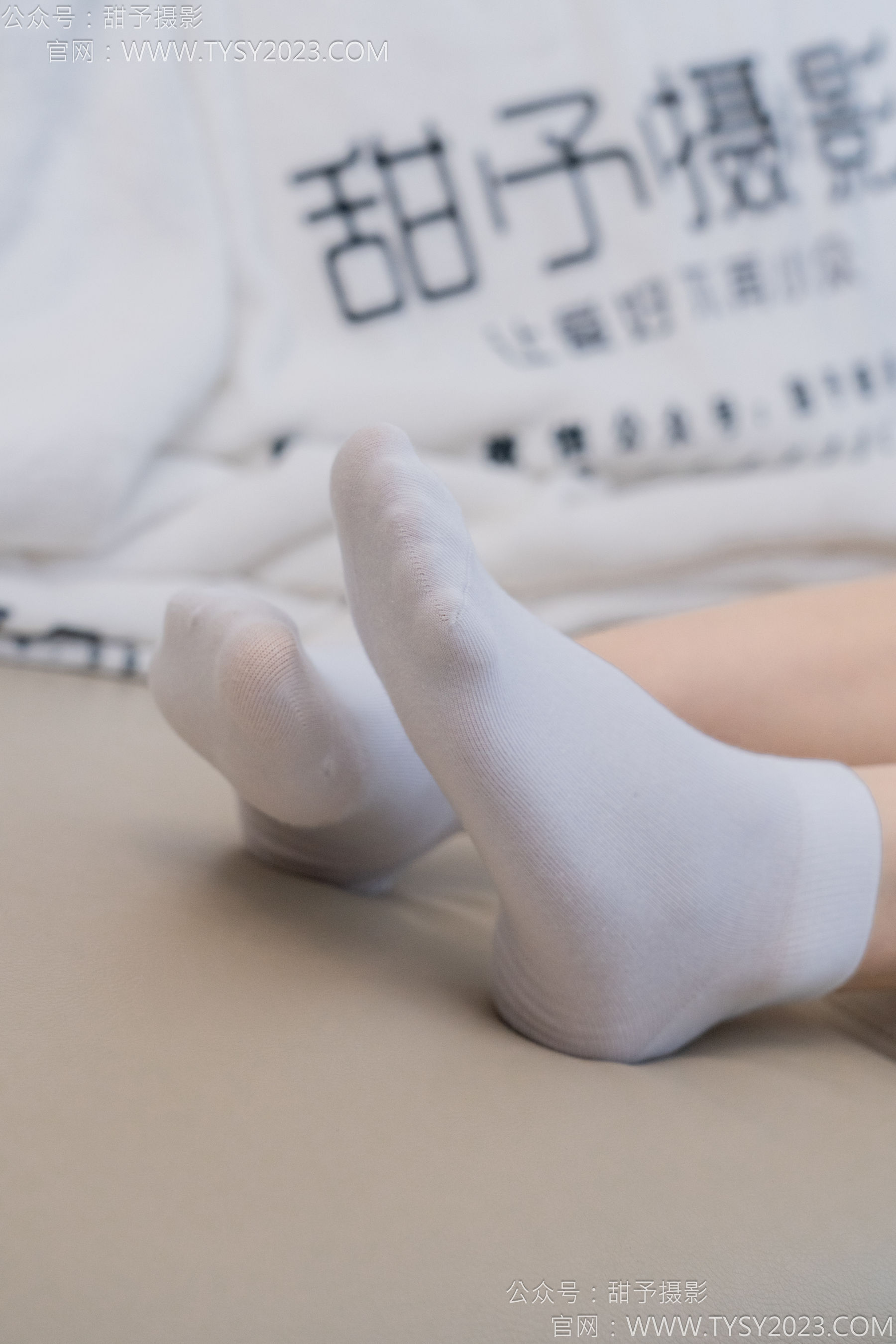 甜予摄影 No.126 诺诺 - 板鞋、白棉袜、裸足/(133P)