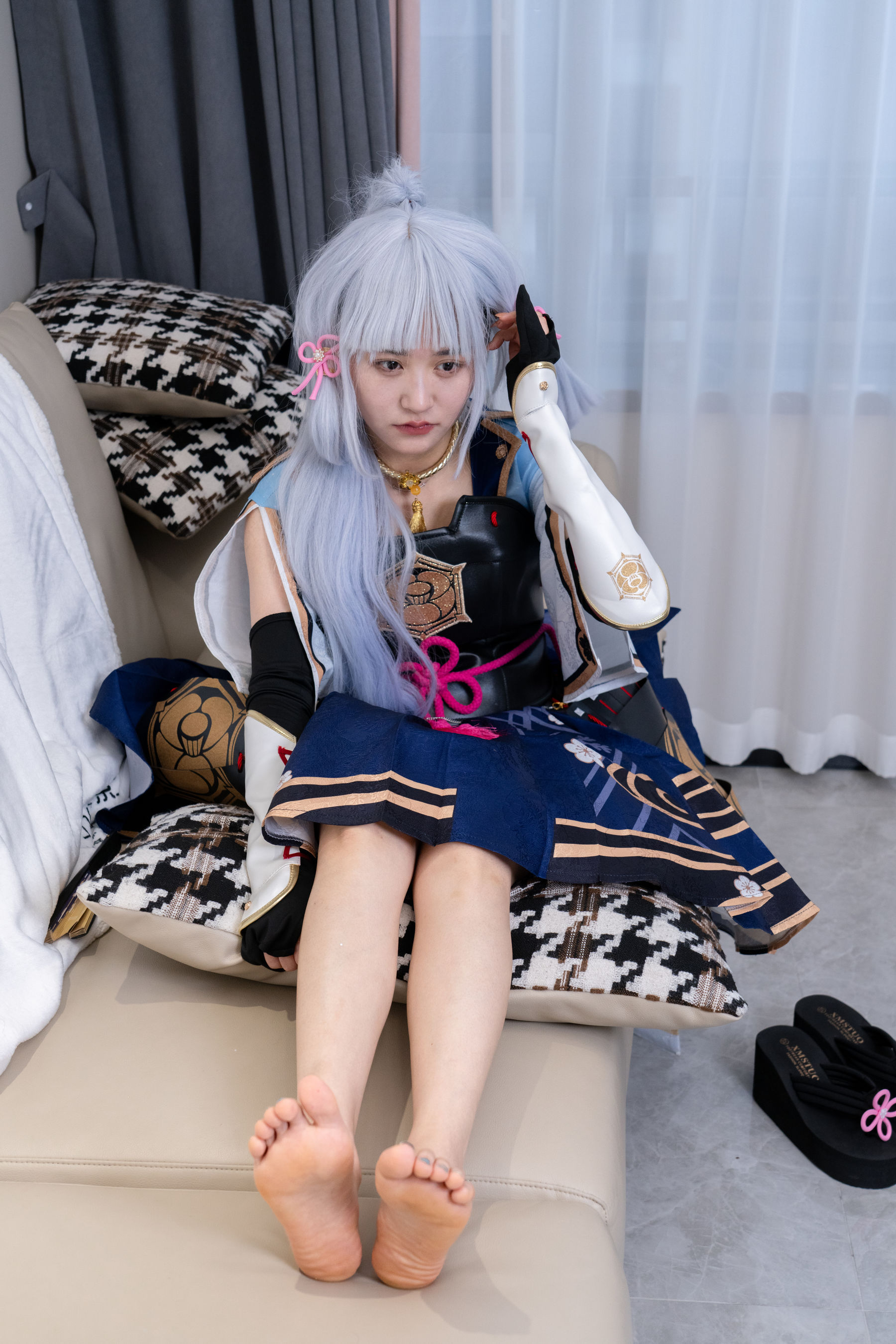 甜予摄影 No.141 澜澜 - cos服人字拖、白丝、裸足、挠脚心剧情/(134P)