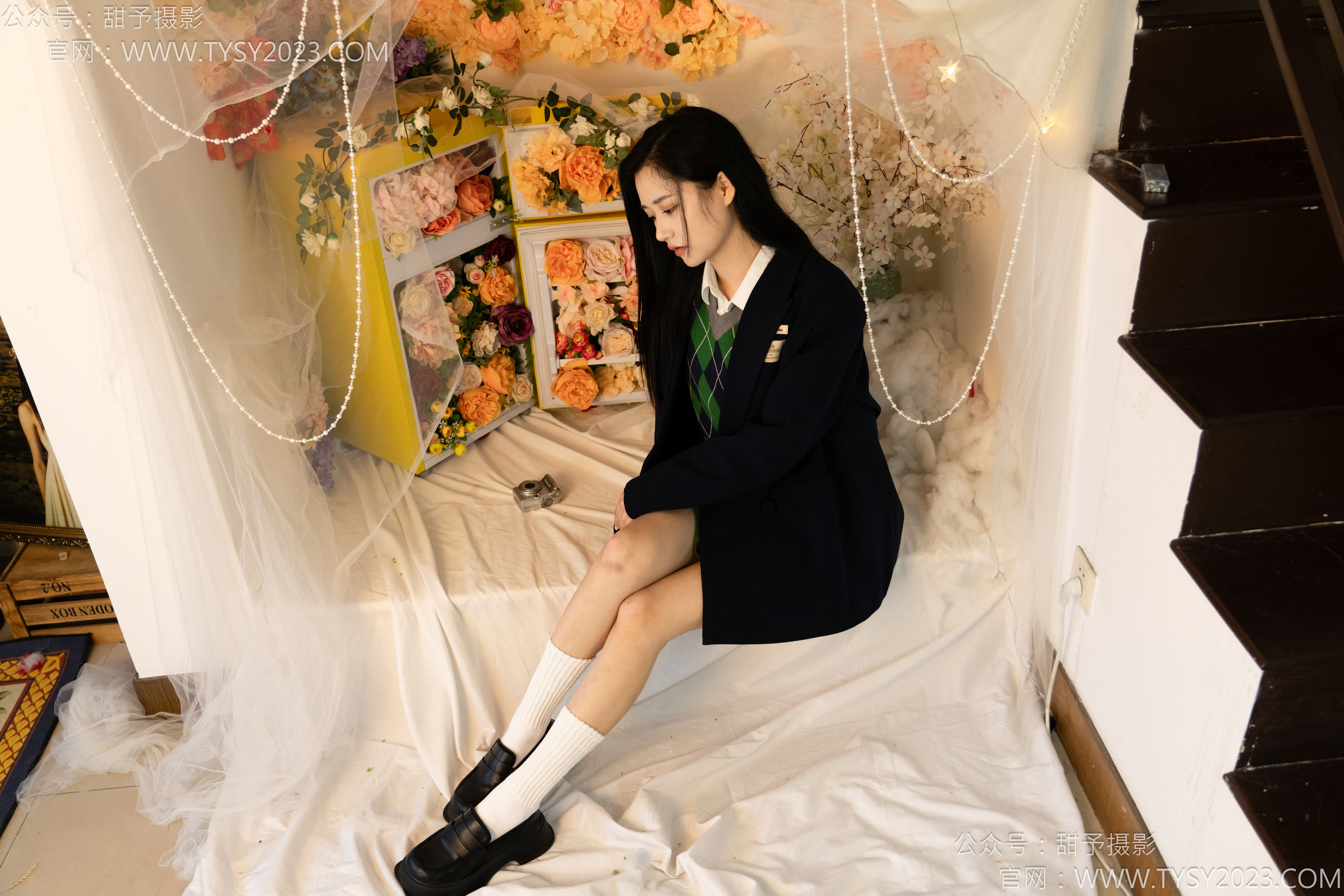 甜予摄影 NO.139 澜澜 - 皮鞋、白棉袜、裸足/(116P)