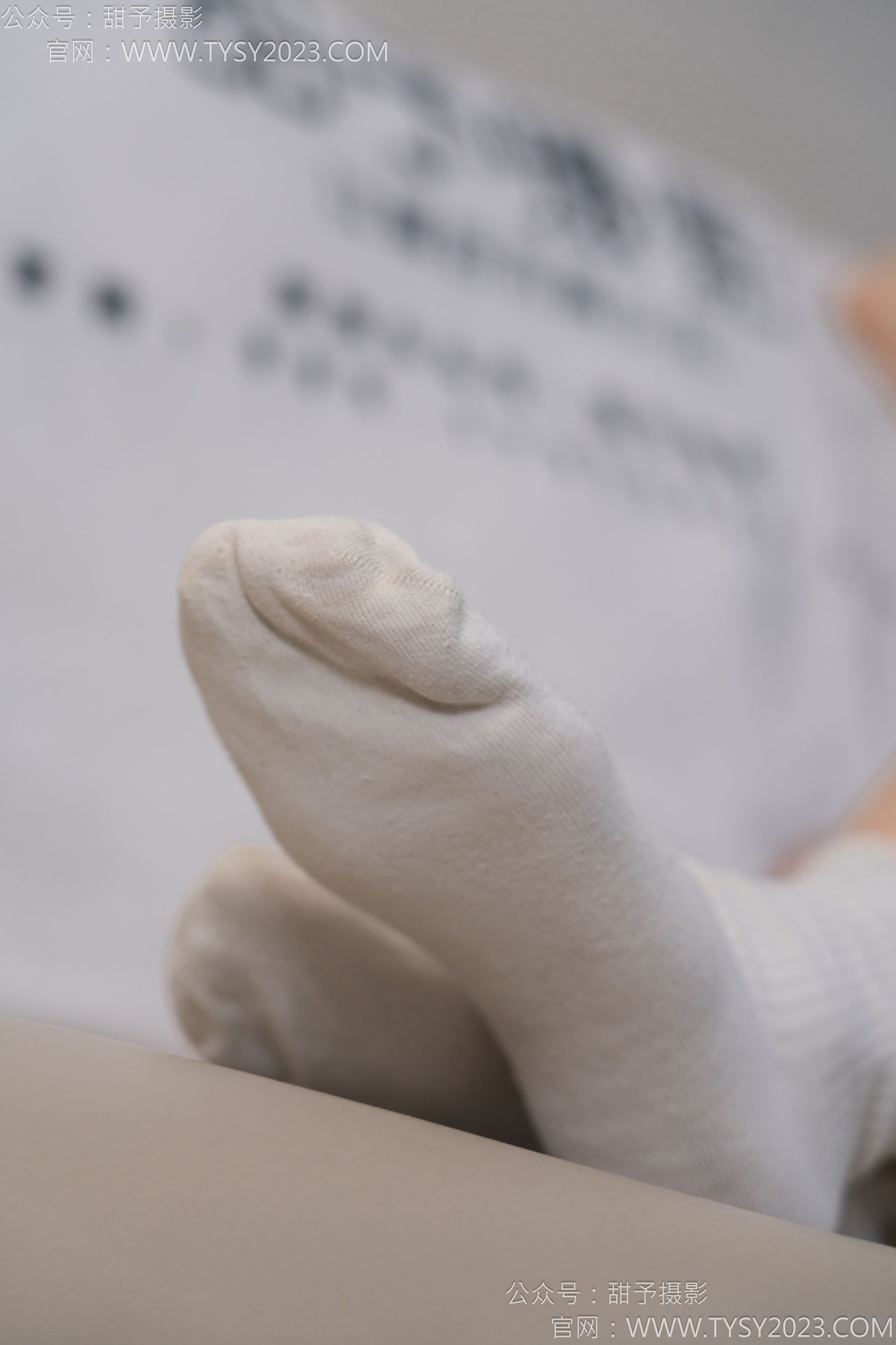 甜予摄影 No.127 丹丹 - 皮鞋、白棉袜、裸足/(145P)