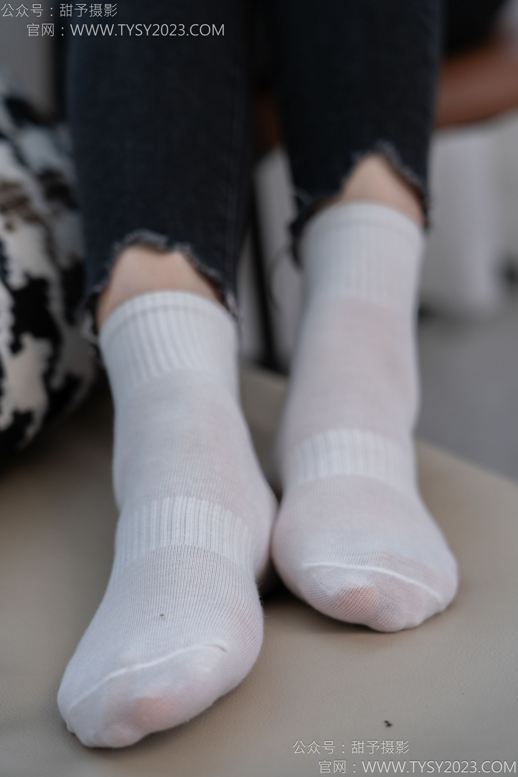 甜予摄影 No.133 梦梦 - 长靴、白棉袜、裸足/(135P)