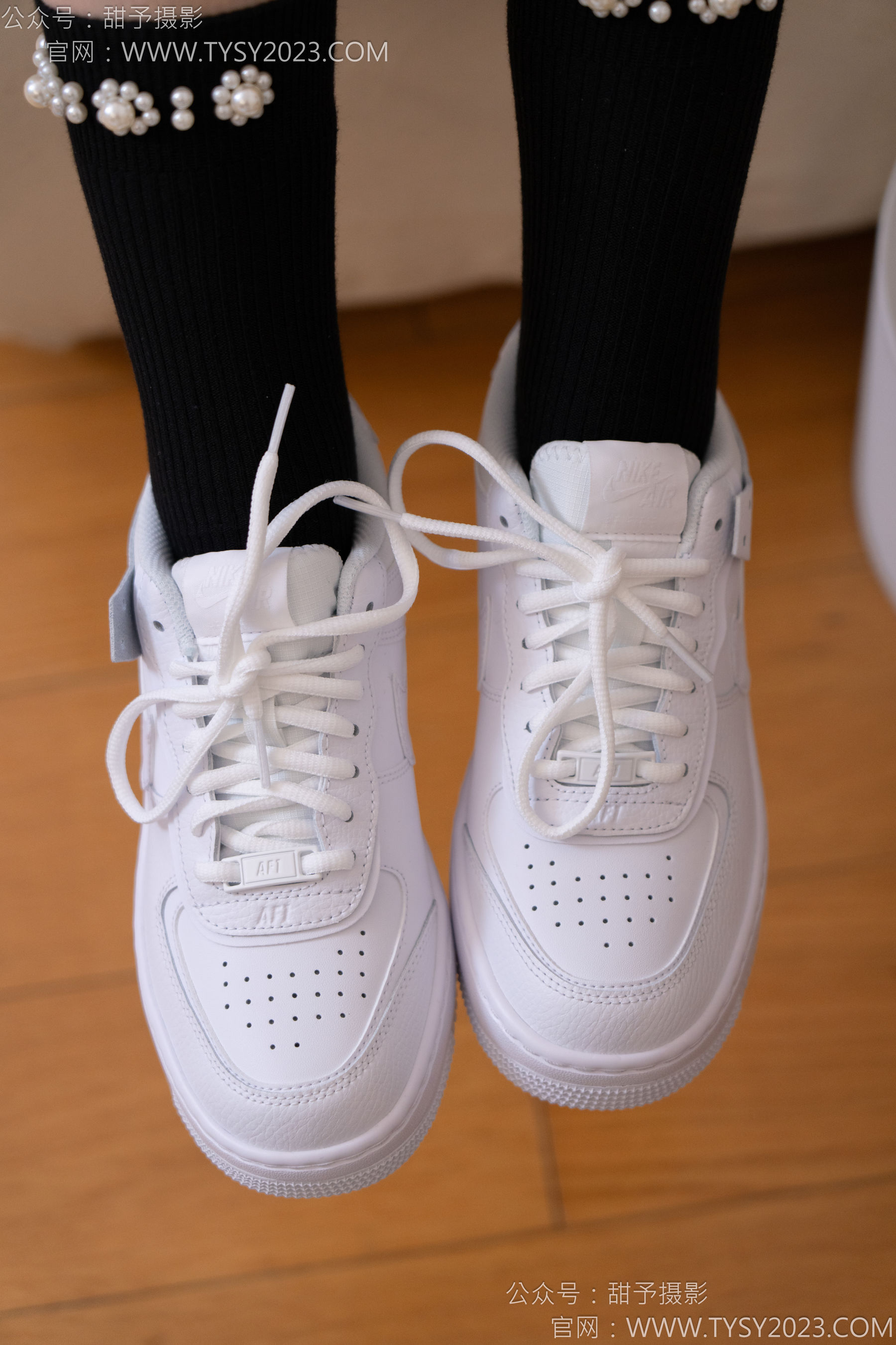 甜予摄影 No.136 璇璇 - 板鞋、黑棉袜/(203P)