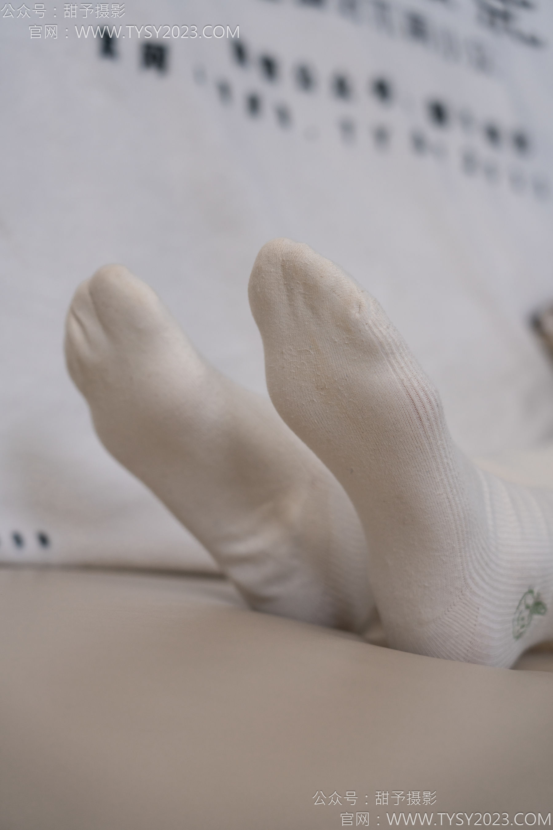 甜予摄影 No.125 丹丹 - 运动鞋、白棉袜、裸足/(139P)