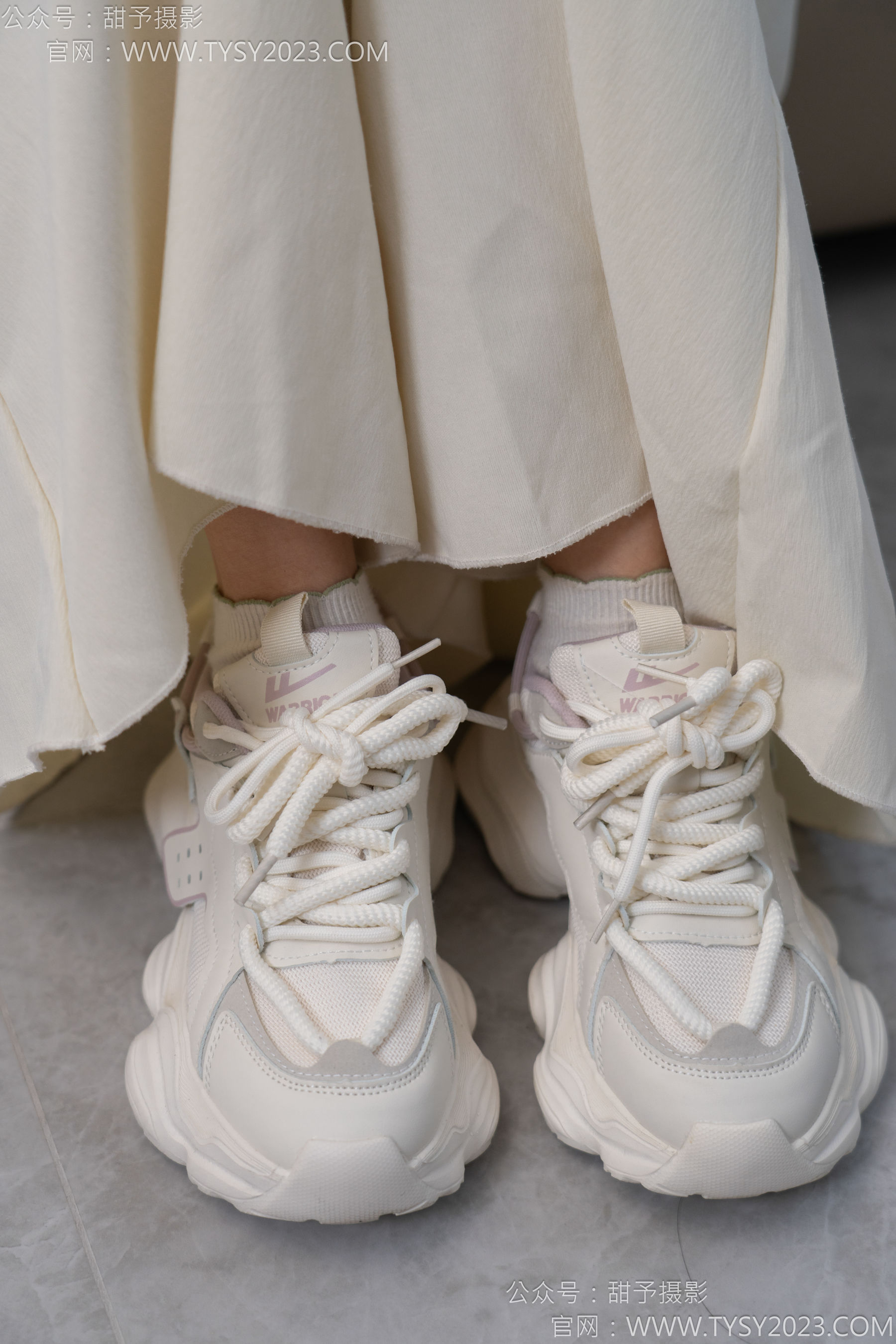 甜予摄影 No.125 丹丹 - 运动鞋、白棉袜、裸足/(139P)