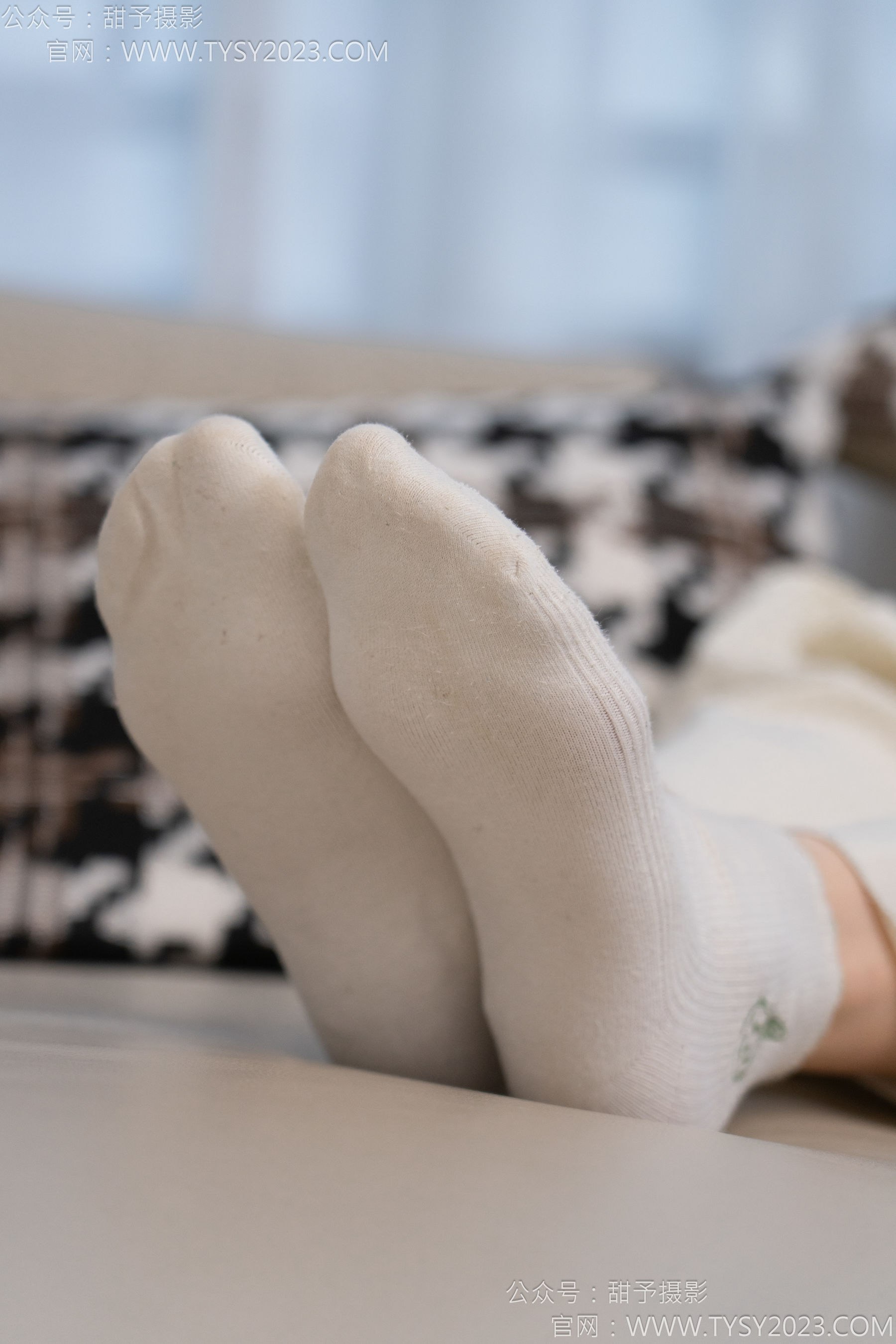 甜予摄影 No.125 丹丹 - 运动鞋、白棉袜、裸足/(139P)