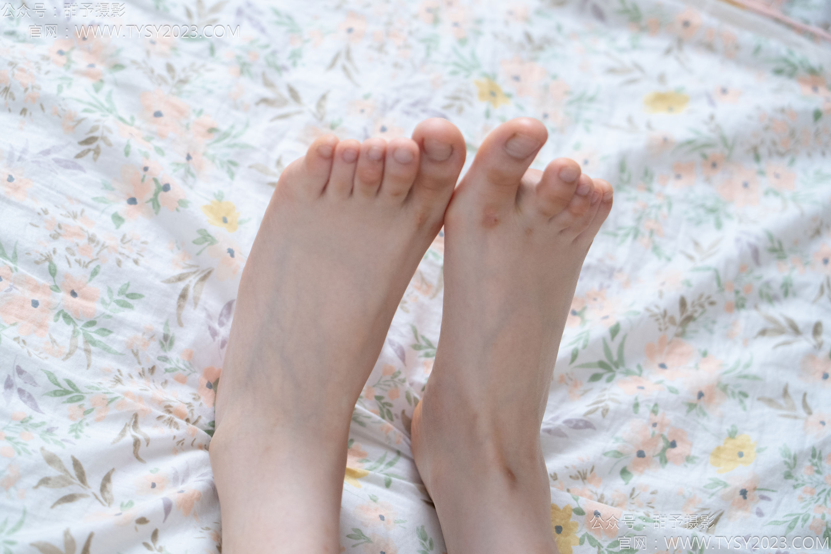 甜予摄影 No.138 土豆 - 板鞋、白棉袜、裸足/(136P)