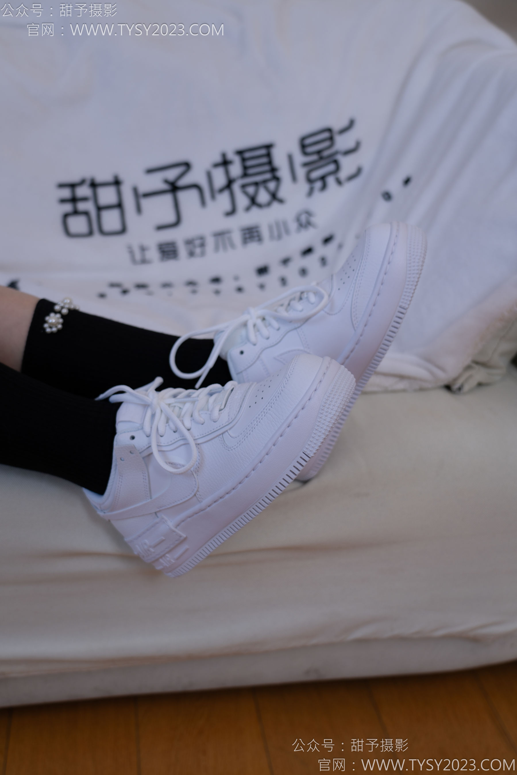 甜予摄影 No.136 璇璇 - 板鞋、黑棉袜/(203P)