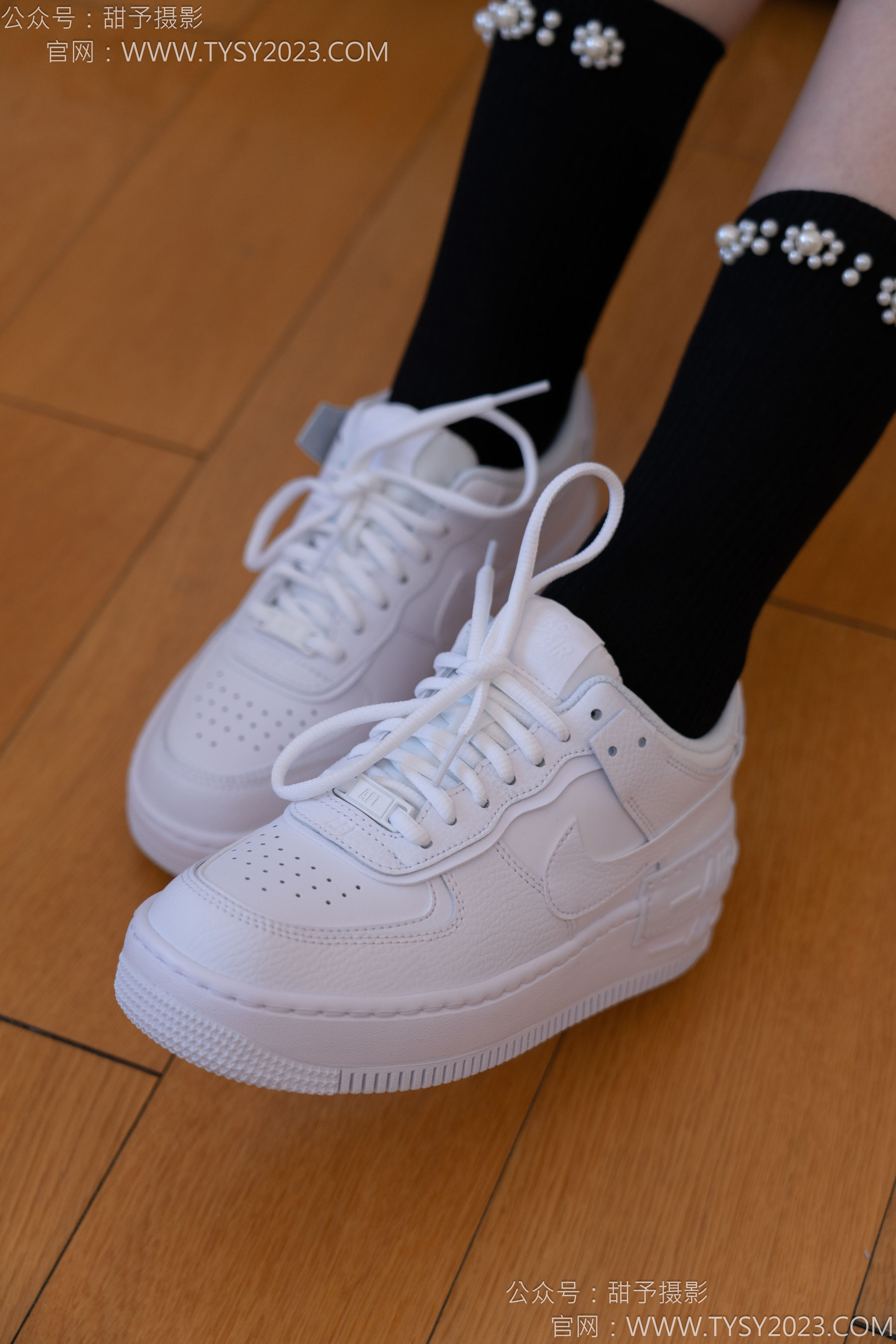 甜予摄影 No.136 璇璇 - 板鞋、黑棉袜/(203P)