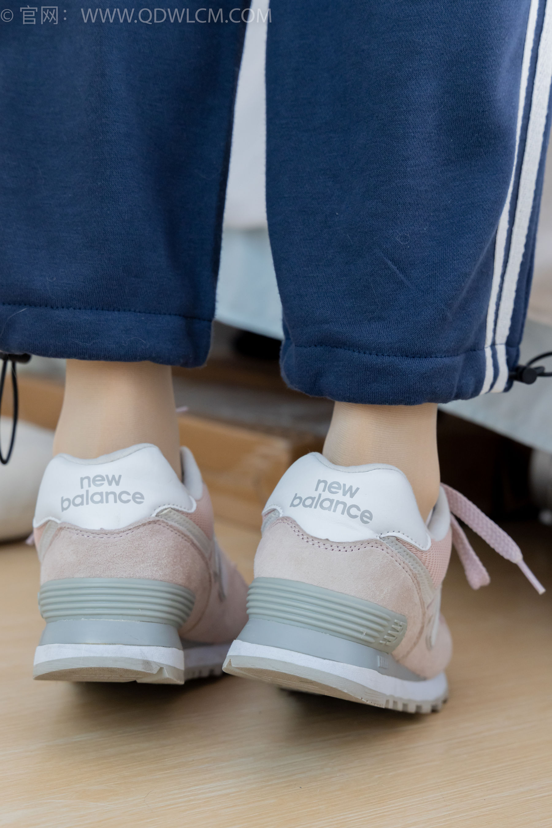 物恋传媒 No.2314 恬恬 - 运动鞋、厚肉丝、校服裤里丝/(160P)