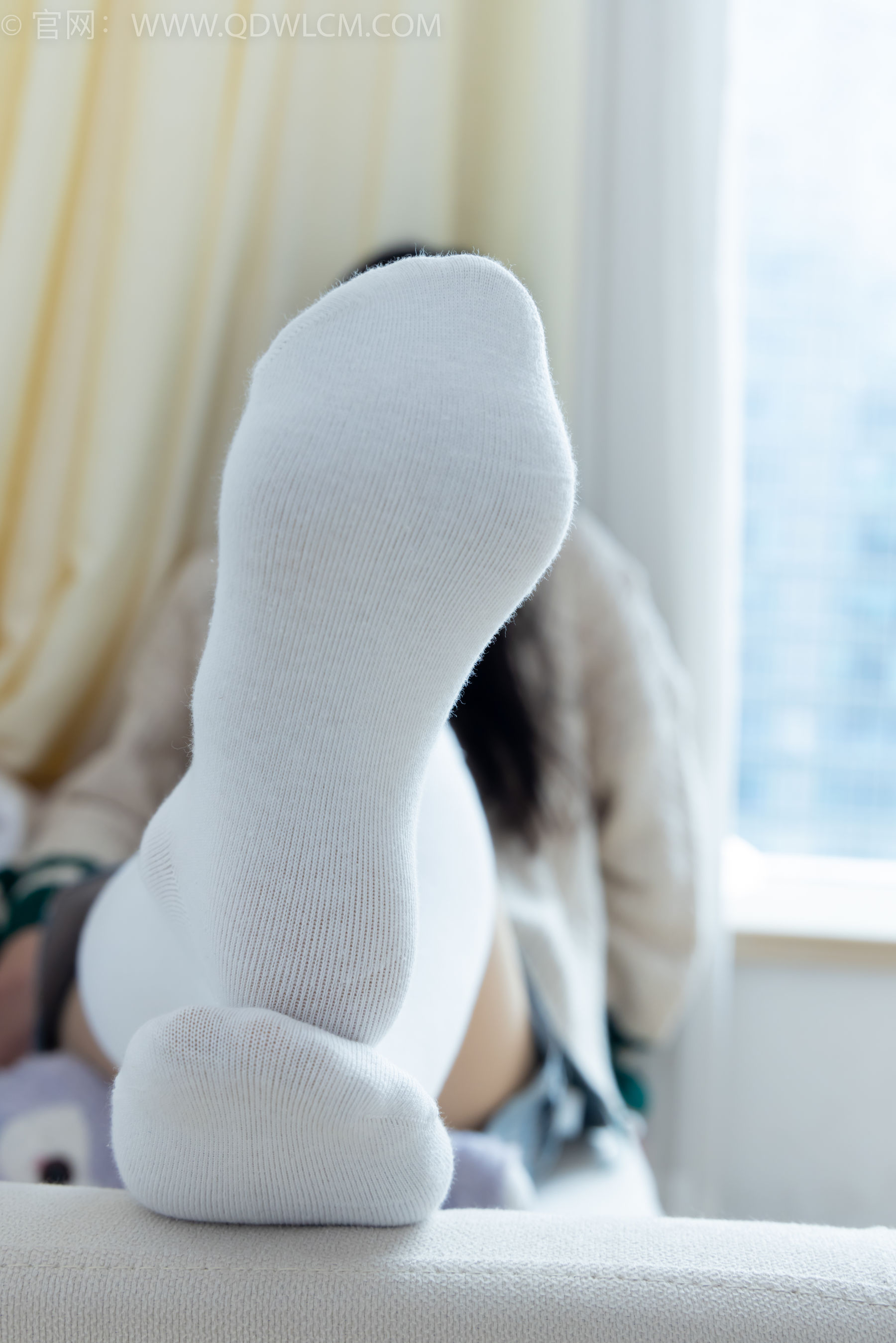 物恋传媒 No.2312 茯苓 - 长靴、过膝白棉袜、厚肉丝/(160P)